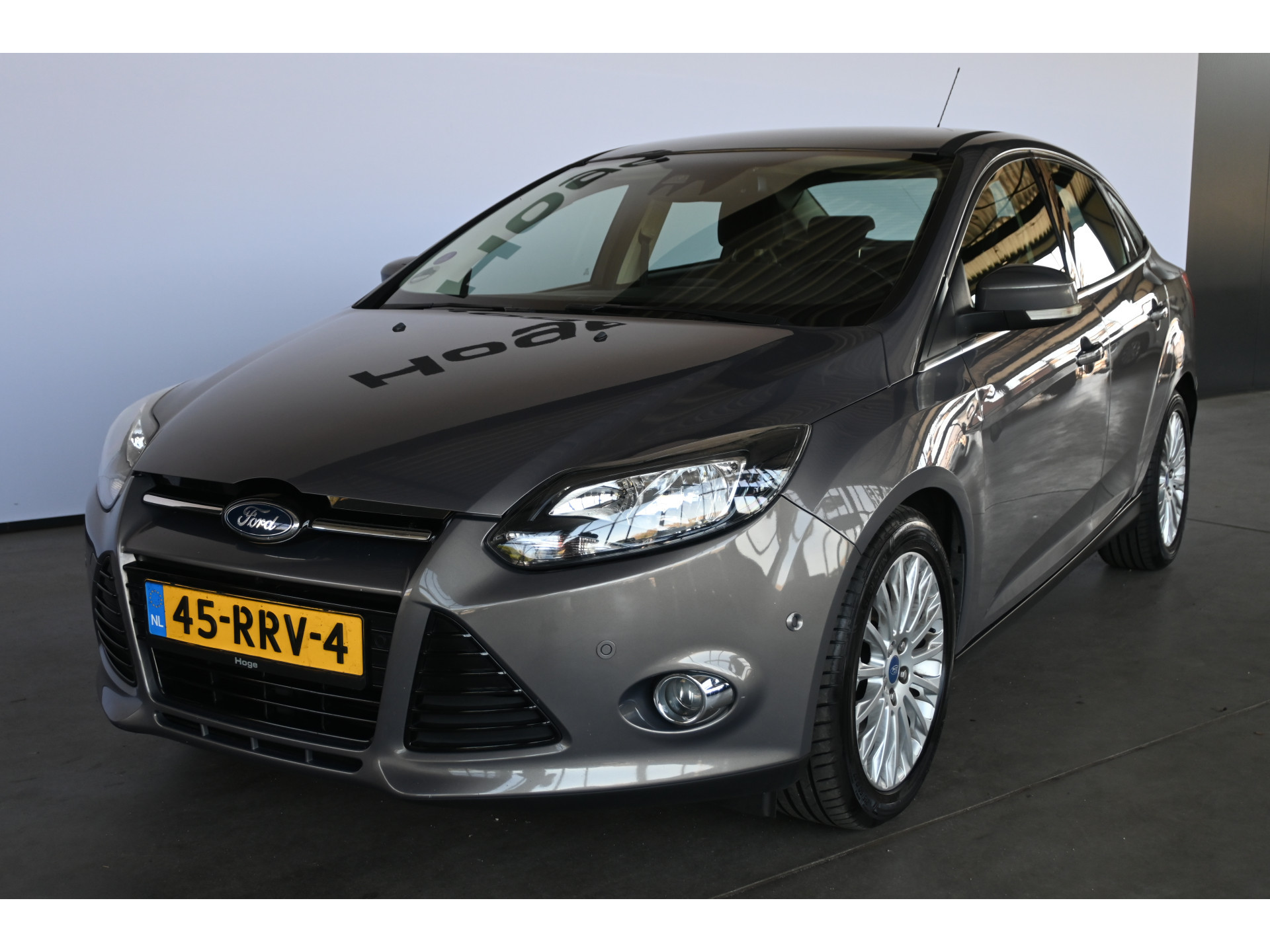 Ford Focus 1.6 EcoBoost Titanium Clima Trekhaak Pdc Cruise control 100% Onderhouden! Inruil Mogelijk!