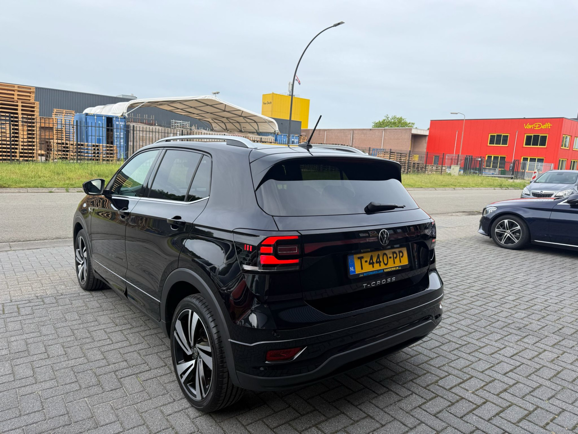 Volkswagen T-Cross 1.0 TSI R-Line | 1E EIGENAAR | 3/6/12MND GARANTIE| AUTOMAAT | LED | CARPLAY | DIGITAAL COCKPIT | DAB | CRUISE |