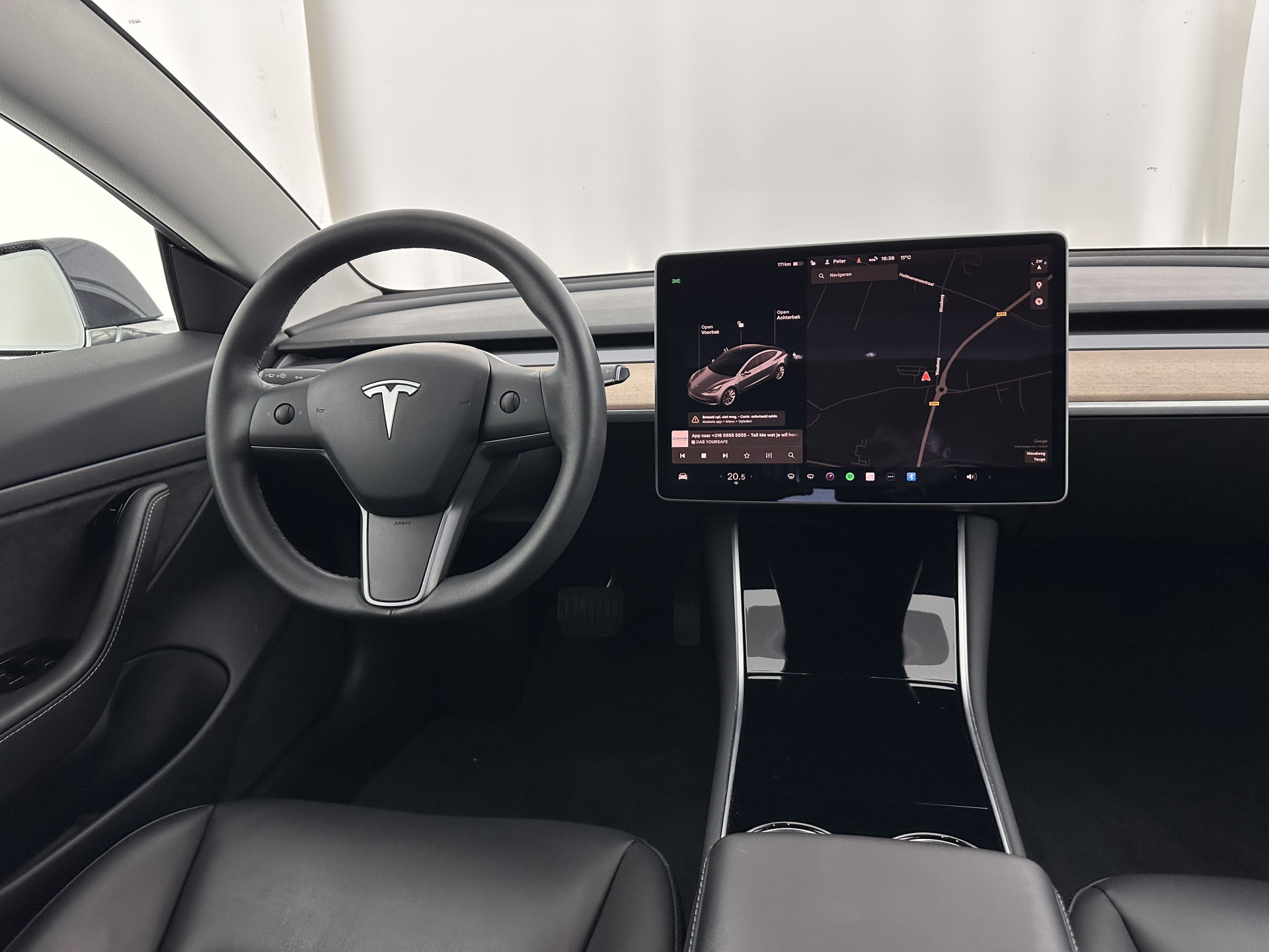 Tesla Model 3 Standard RWD Plus 60 kWh [ 3-Fase ] (INCL-BTW) Aut. *PANO | AUTO-PILOT | LEATHER | KEYLESS | FULL-LED | MEMORY-PACK | TOP-VIEW | DAB | CARPLAY | DIGI-COCKPIT | LANE-ASSIST | COMFORT-SEATS | 19"ALU*