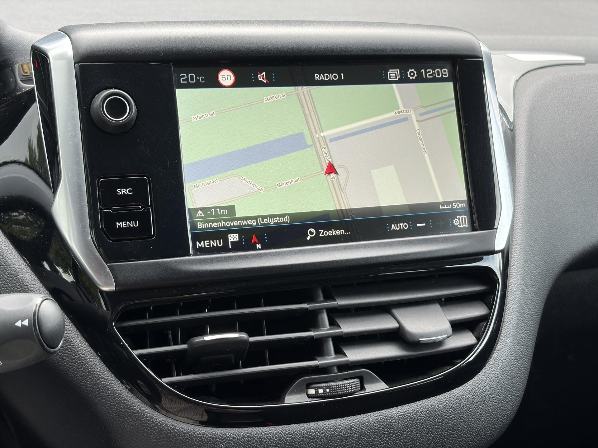 Peugeot 208 1.2 PureTech Signature ✓Net beurt gahad✓Navi✓Carplay✓Lm velgen✓Airco✓Cruise✓5 Deurs✓Pdc✓5 Deurs✓Lm velgen✓N.A.P✓Apk tot 04-2027