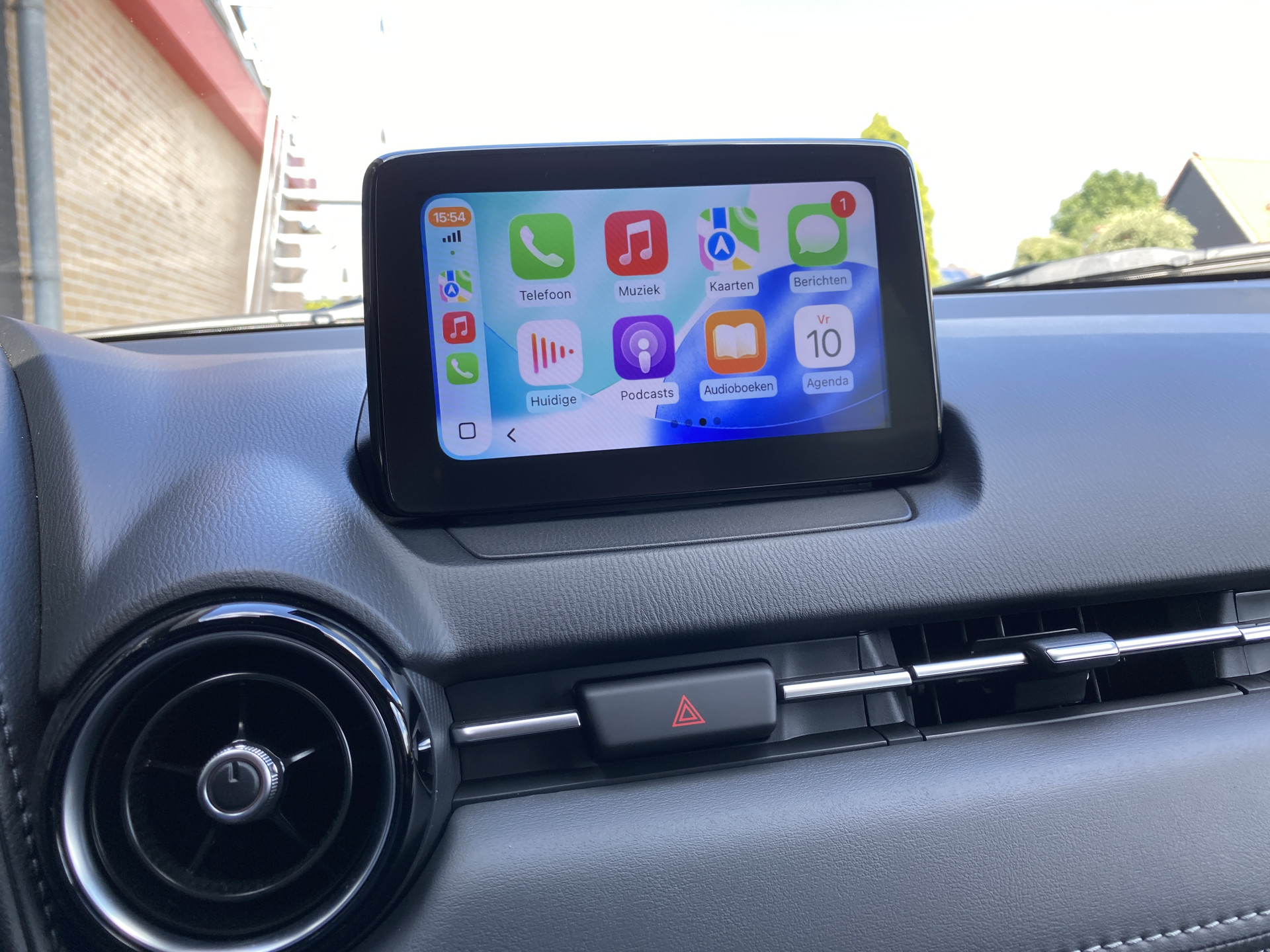 Mazda CX-3 2.0 SkyActiv-G 120 GT-M AUT. | navigatie | trekhaak | leder interieur | head up display | camera | apple carplay