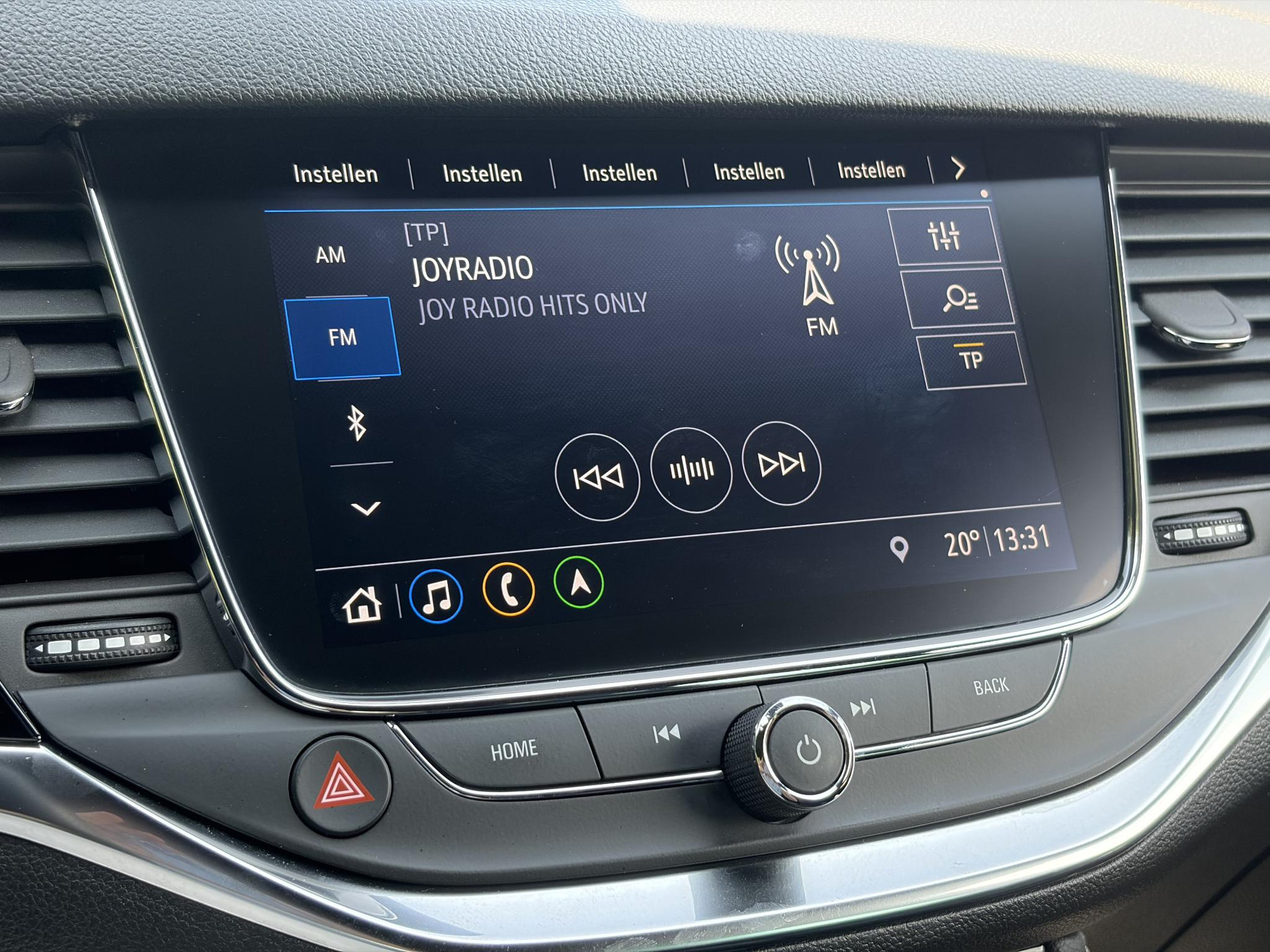 Opel Astra Sports Tourer 1.2 Ultimate 146pk,Afn Trekhaak,Camera,Keyless,Carplay,6 Bak,Stoelverw,Lm velgen,Alcantara-Leder,Dealer Onderhouden,Clima,Cruise,Dodehoek,Rijstrooksensor,N.A.P,Pdc V+A,Apk tot 07-2028