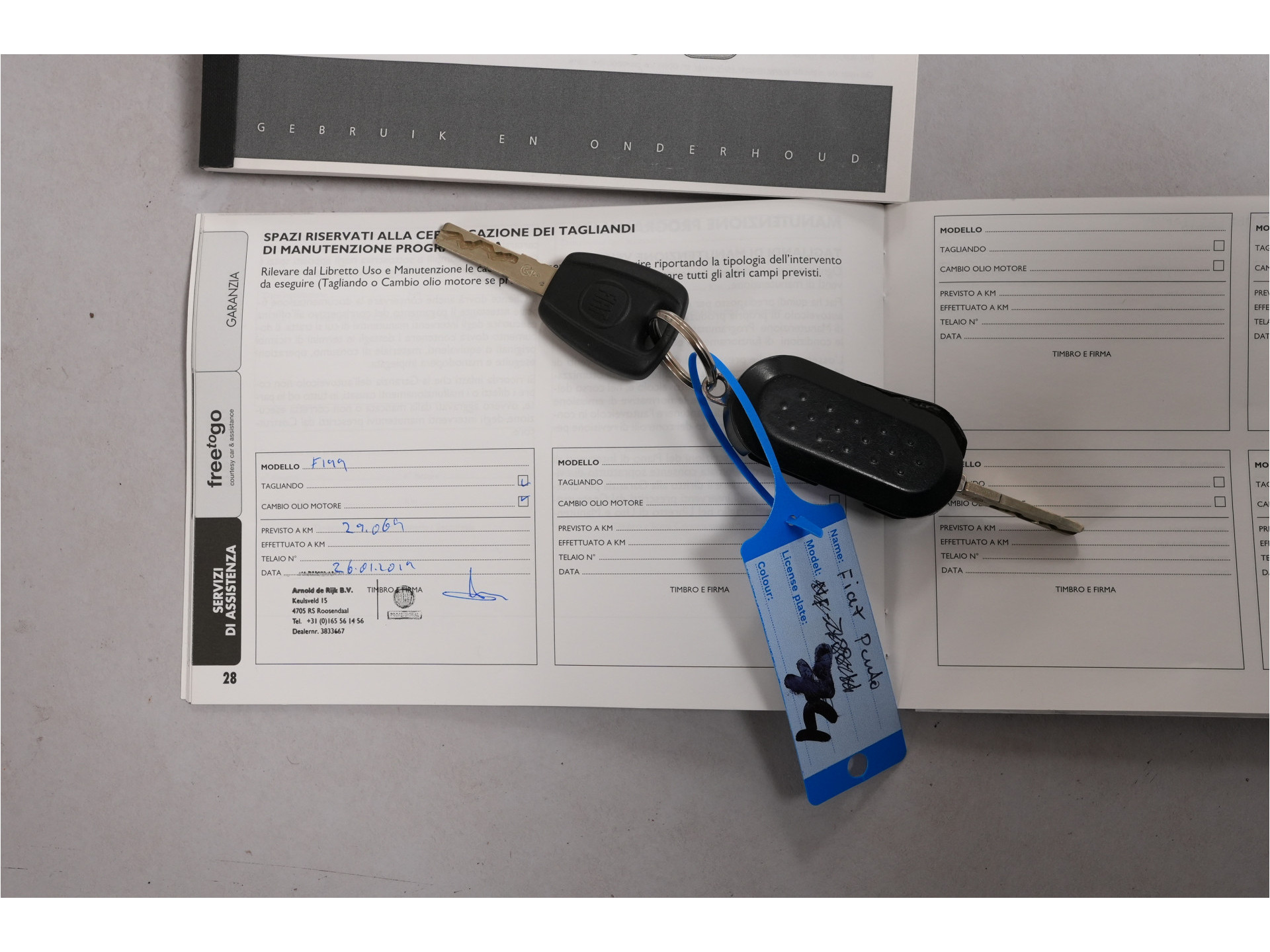 Fiat Punto Evo 1.2 Lounge | Trekhaak | Airco | LMV |