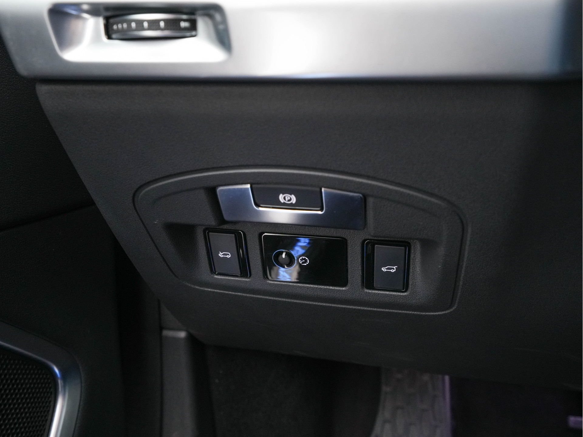 Jaguar I-PACE EV400 HSE First Edition AWD {SOH-91%} (INCL-BTW) Aut. *DIGI-COCKPIT | MATRIX-LED | MICROFIBRE | MERIDIAN-AUDIO | SURROUND-VIEW | KEYLESS | LANE-ASSIST | BLIND-SPOT | CRUISE | DAB | MEMORY-PACK | CCS-FASTLOADER | SPORT-SEATS | 22"