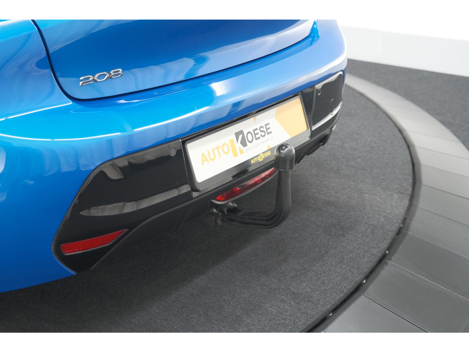 Peugeot 208 PureTech 100 Allure | Trekhaak | Camera | Apple Carplay | Navigatie | Parkeersensoren