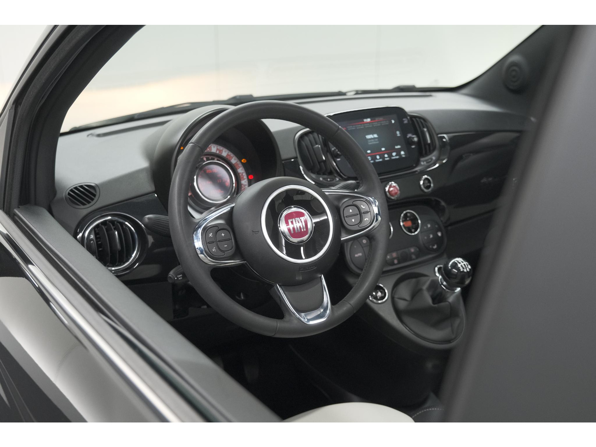 Fiat 500 C 1.0 Hybrid Dolcevita | Apple Carplay | Parkeersensoren | Climate Control