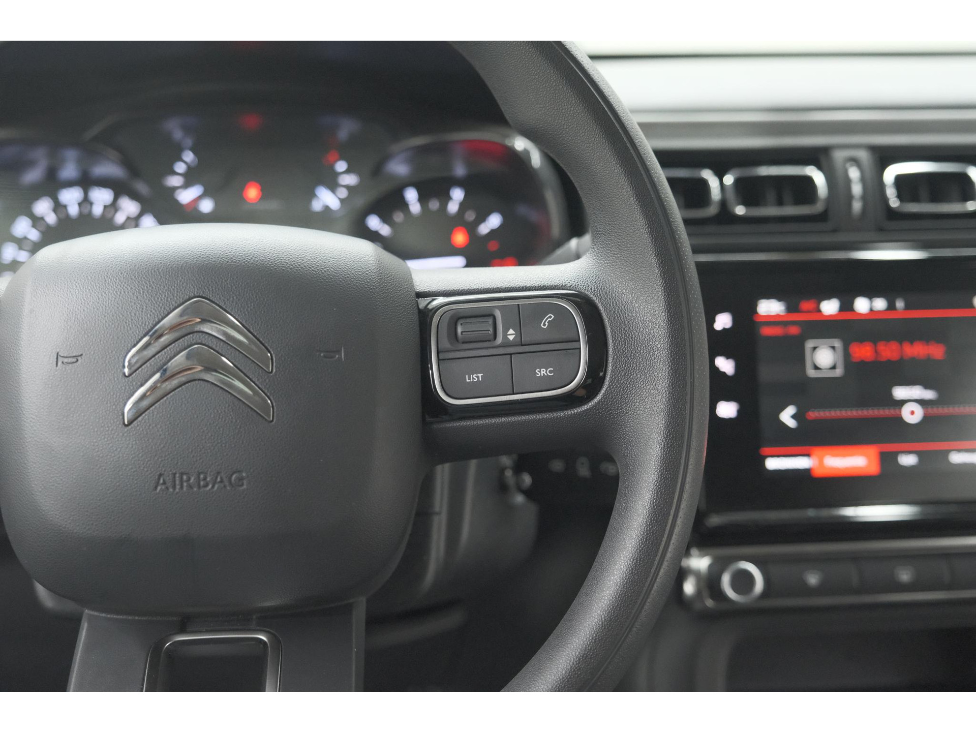 Citroen C3 PureTech 110 EAT6 Max | Apple Carplay | Parkeersensoren | Climate Control | 16 Inch Lichtmetalen Velgen