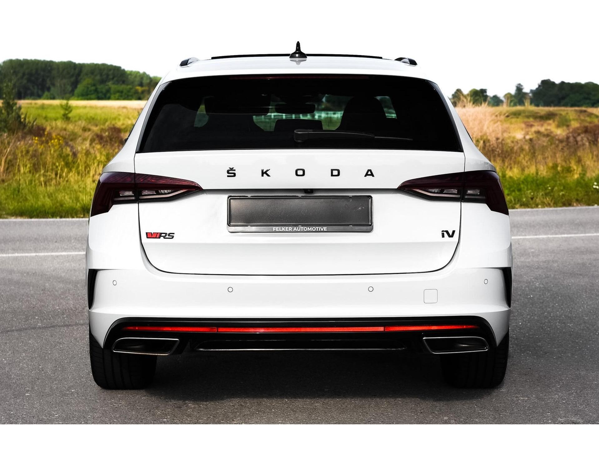 Skoda Octavia Combi RS iV 245PK Pano Matrix HUD