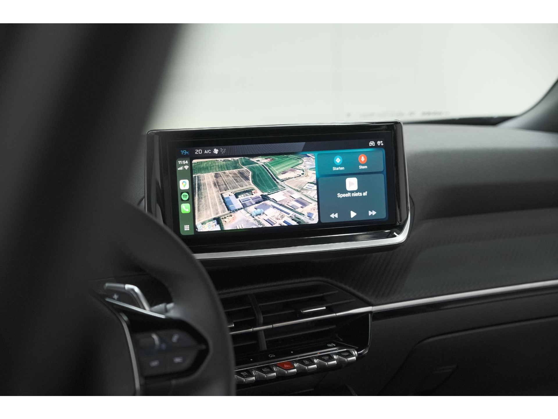 Peugeot 2008 1.2 Hybrid 145 Allure | 360 Camera | Adaptieve Cruise Control | Dodehoekdetectie | Apple Carplay