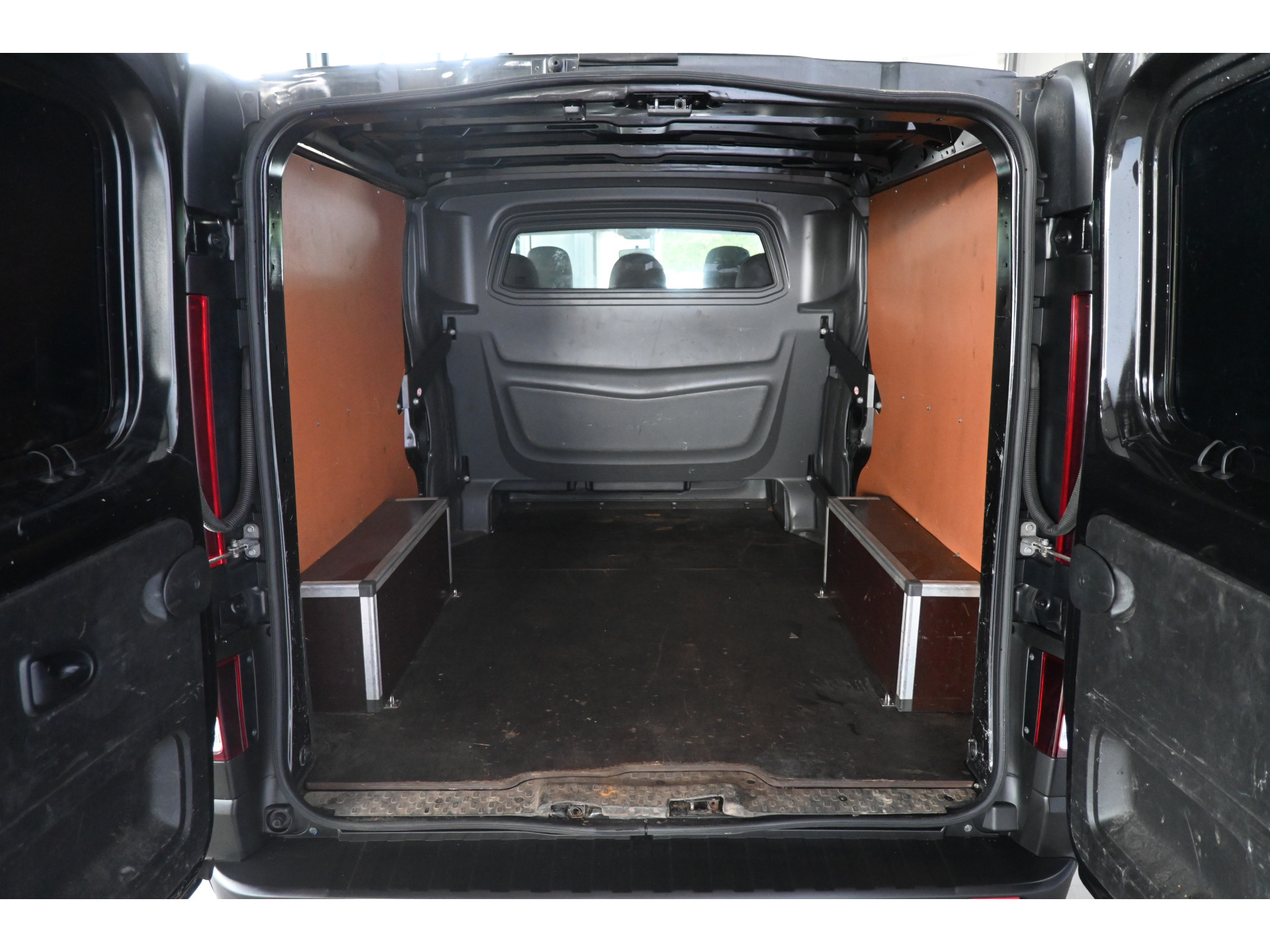 Renault Trafic 2.0 dCi Automaat 145 T29 L2H1 DC Comfort Airco Navigatie LED 1e Eigenaar Rijklaarprijs! Inruil Mogelijk!