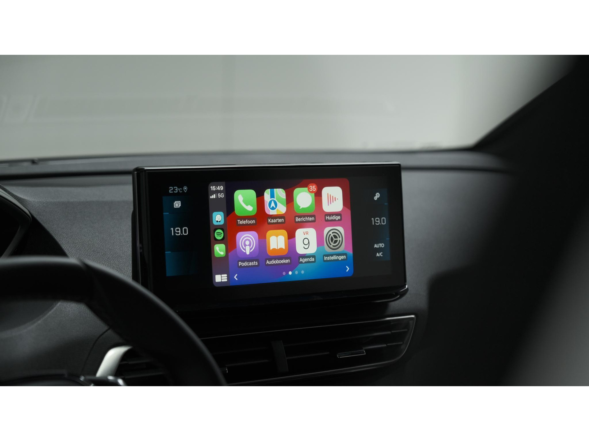 Peugeot 5008 PureTech 130 EAT8 Allure Pack Business | 7 Zitplaatsen | Camera | Dodehoekdetectie | Navigatie | Elektronische Achterklep