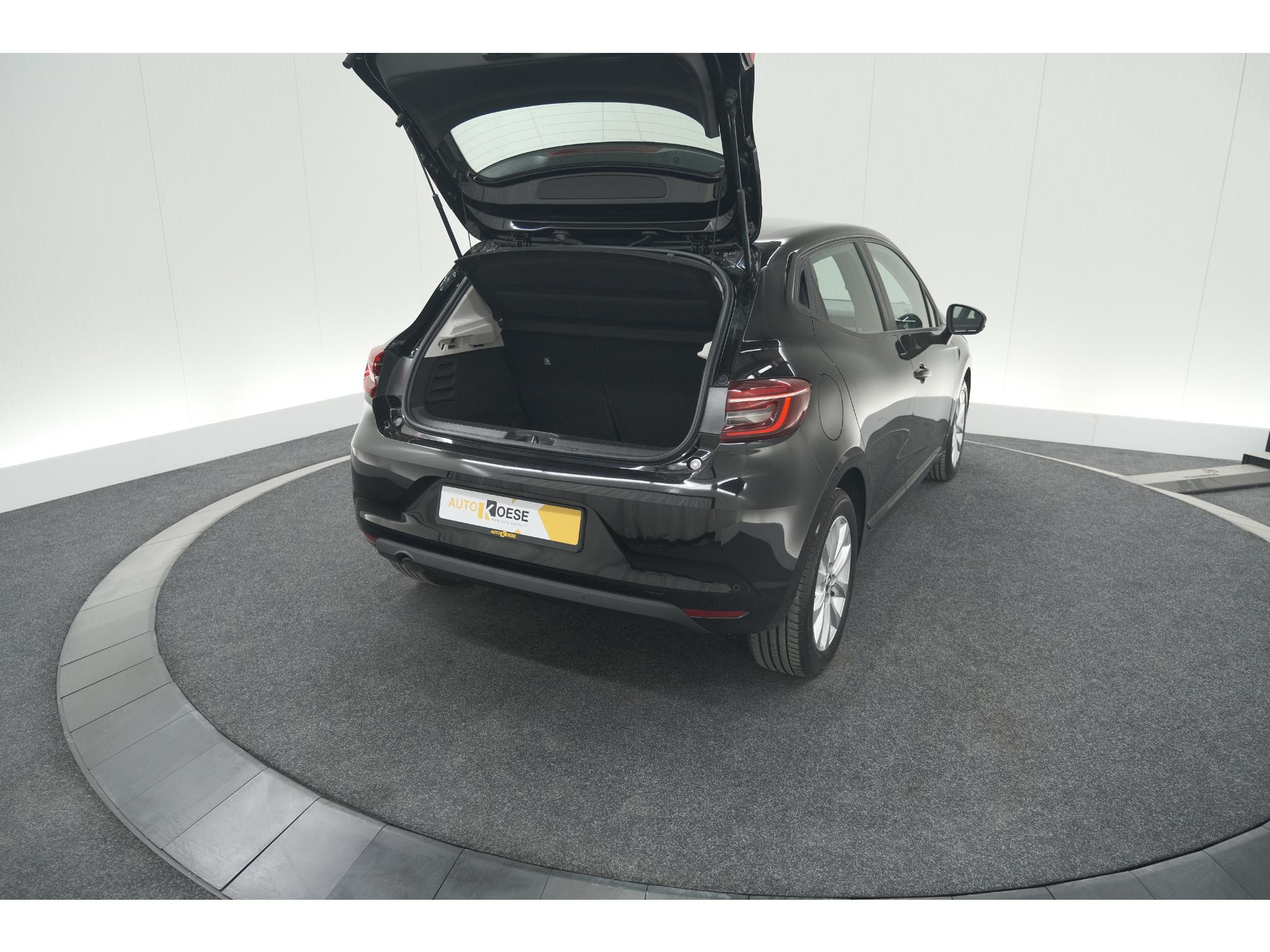 Renault Clio TCe 90 Equilibre | Parkeersensoren | Apple Carplay | Cruise Control
