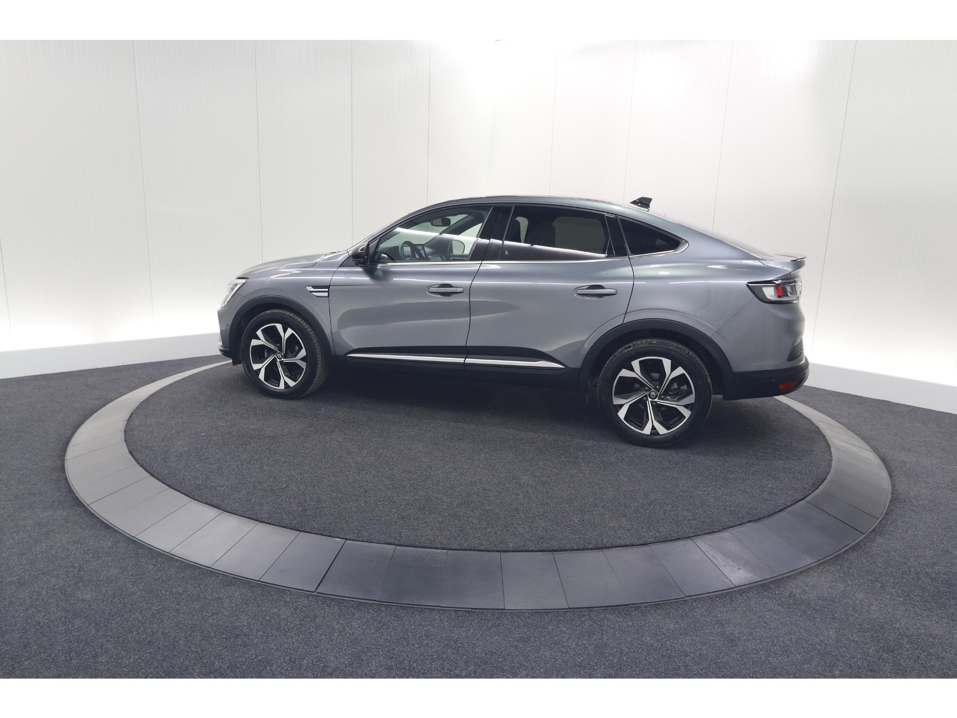 Renault Arkana Mild Hybrid 140 EDC Techno | 360 Camera | Dodehoekdetectie | Adaptieve Cruise Control