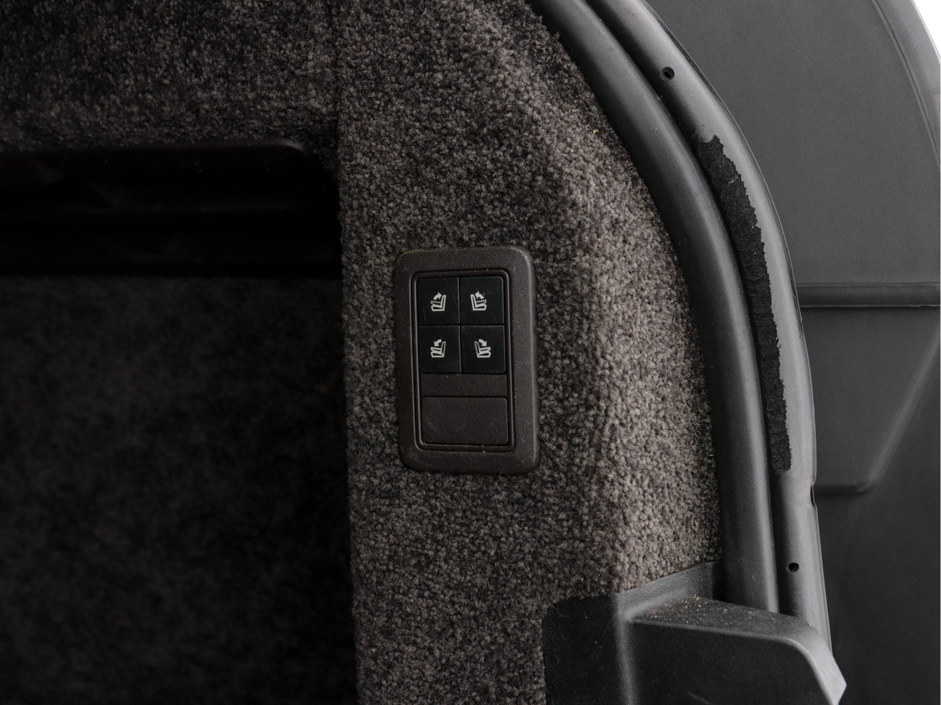 Land Rover Range Rover 3.0 TDV6 Vogue Aut. *PANO | LEATHER | NAVI-FULLMAP | DIGI-COCKPIT | SURROUND-VIEW | BI-XENON | MERIDIAN-AUDIO | MEMORY-PACK | AIR SUSPENSION | HEATED-COMFORTSEATS | SHIFT-PADDLES | 20"ALU*