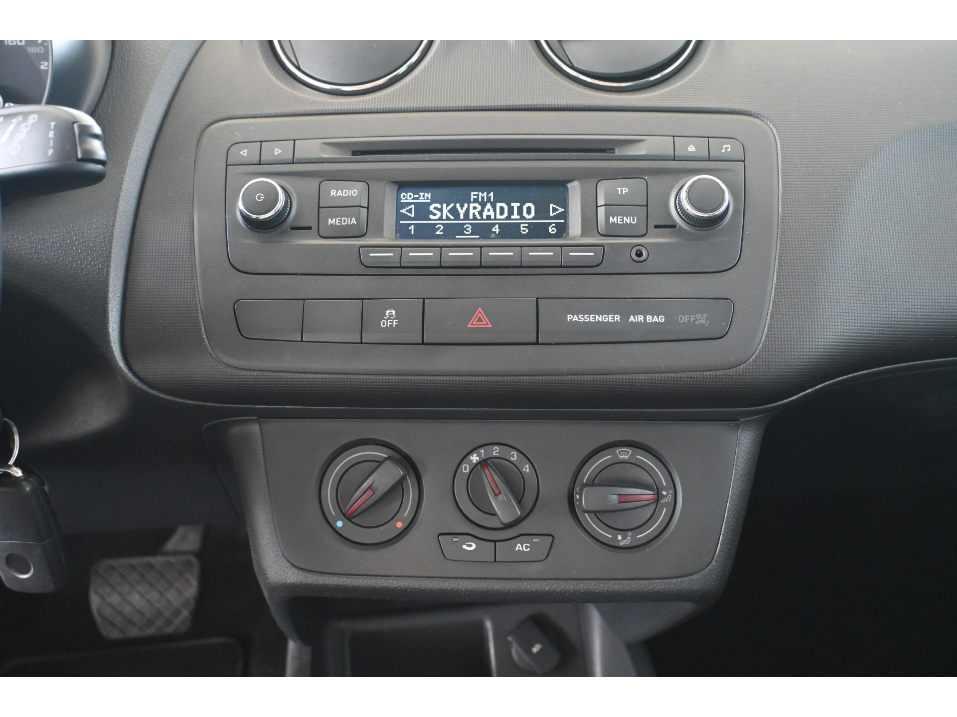 SEAT Ibiza ST 1.2 TSI Automaat Style Airco Navigatie Cruise Control Trekhaak Rijklaarprijs Inruil Mogelijk!