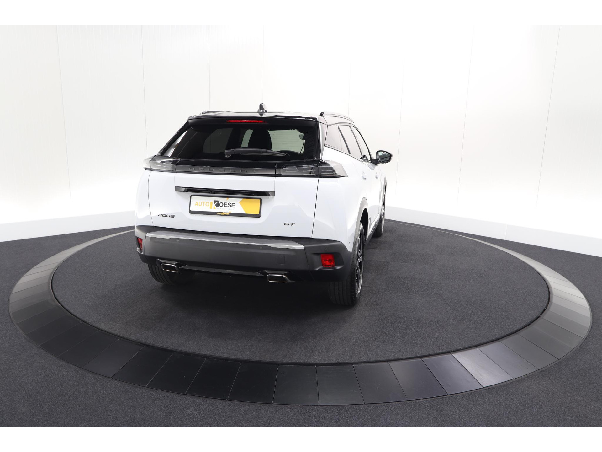 Peugeot 2008 PureTech 130 EAT8 GT | 360 Camera | Adaptieve Cruise Control | Pack Alcantara | Apple Carplay