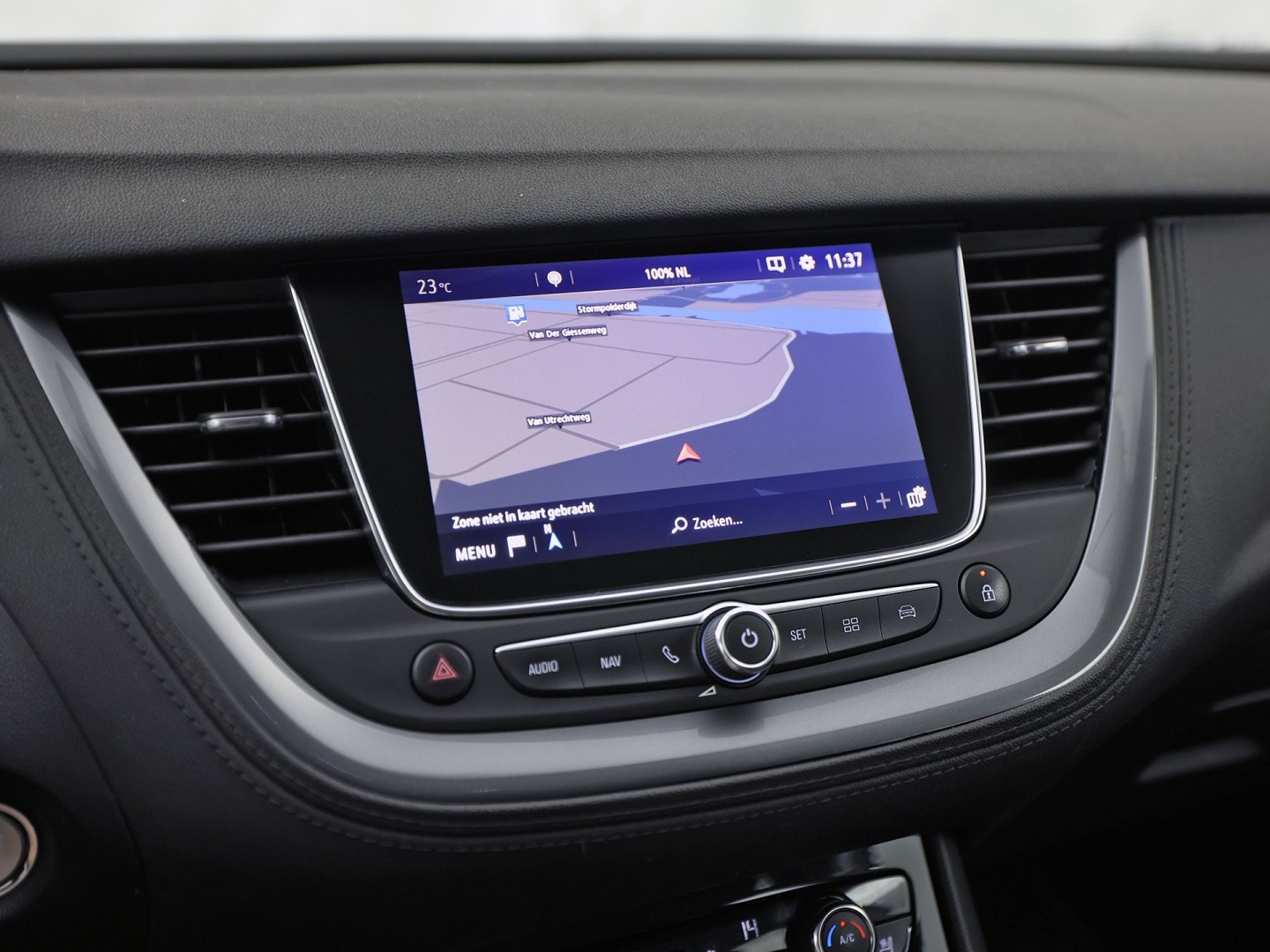 Opel Grandland X 1.2 Turbo Innovation Sport (APPLE CARPLAY, STOELKOELING/VERWARMING, MEMORY SEAT, 360 CAMERA, LEDER, GETINT GLAS, STUURWIEL VERWARMD, NIEUWE APK, NIEUWSTAAT)