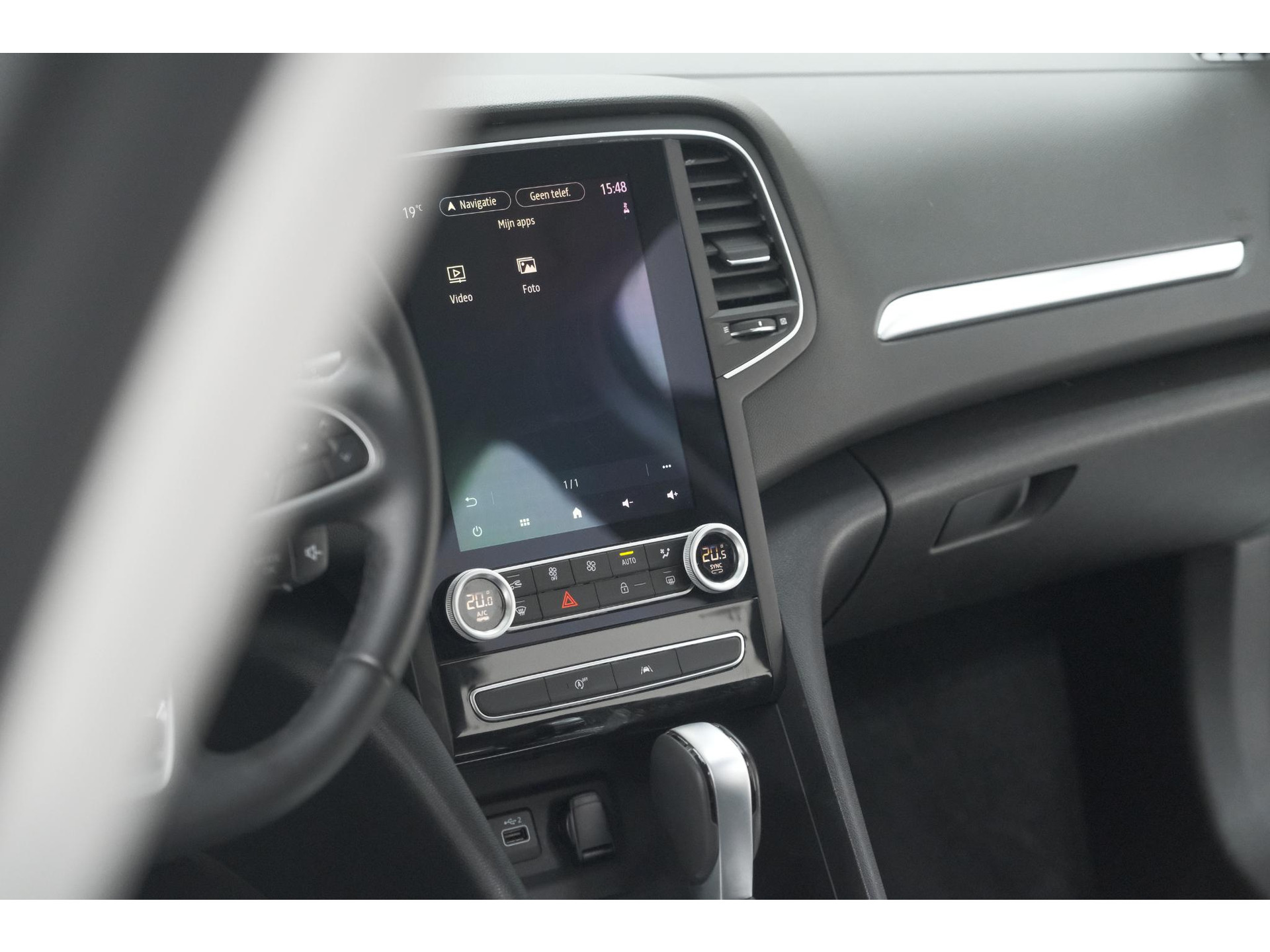 Renault Mégane Estate TCe 140 EDC Techno | Trekhaak | Camera | Navigatie | 9.3 Inch Groot Scherm