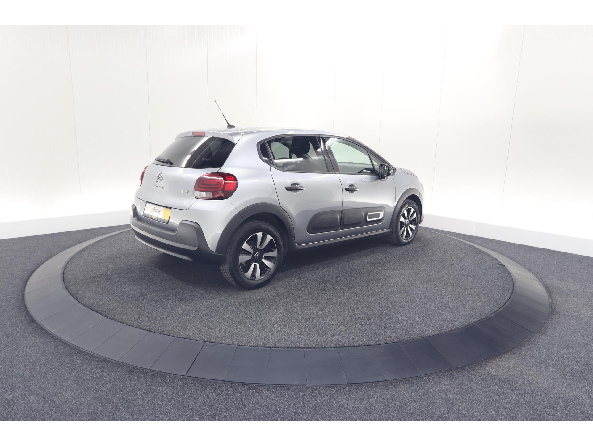 Citroen C3 PureTech 110 Max | Keyless entry/start | Camera | Navigatie | Parkeersensoren | Apple Carplay