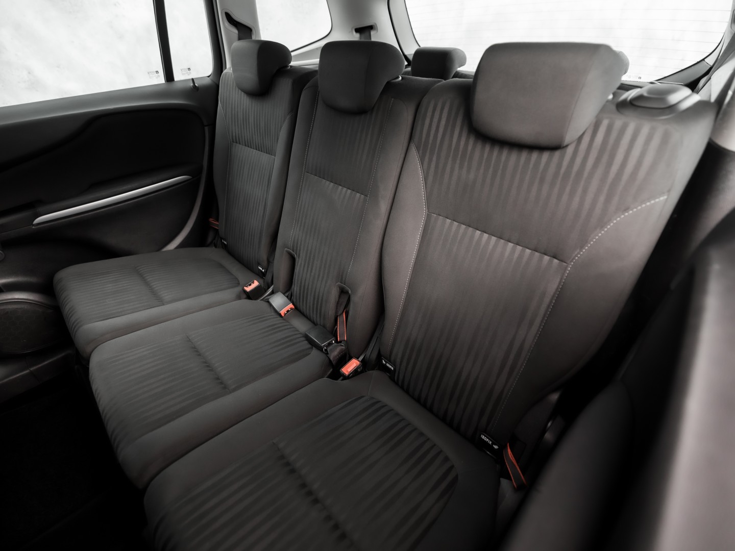 Opel Zafira Tourer 1.4 Sport 7 Persoons (AIRCO, GETINT GLAS, TREKHAAK, SPORTSTOELEN, LM VELGEN, PARKEERSENSOREN, CRUISE, NIEUWE APK, NIEUWSTAAT)
