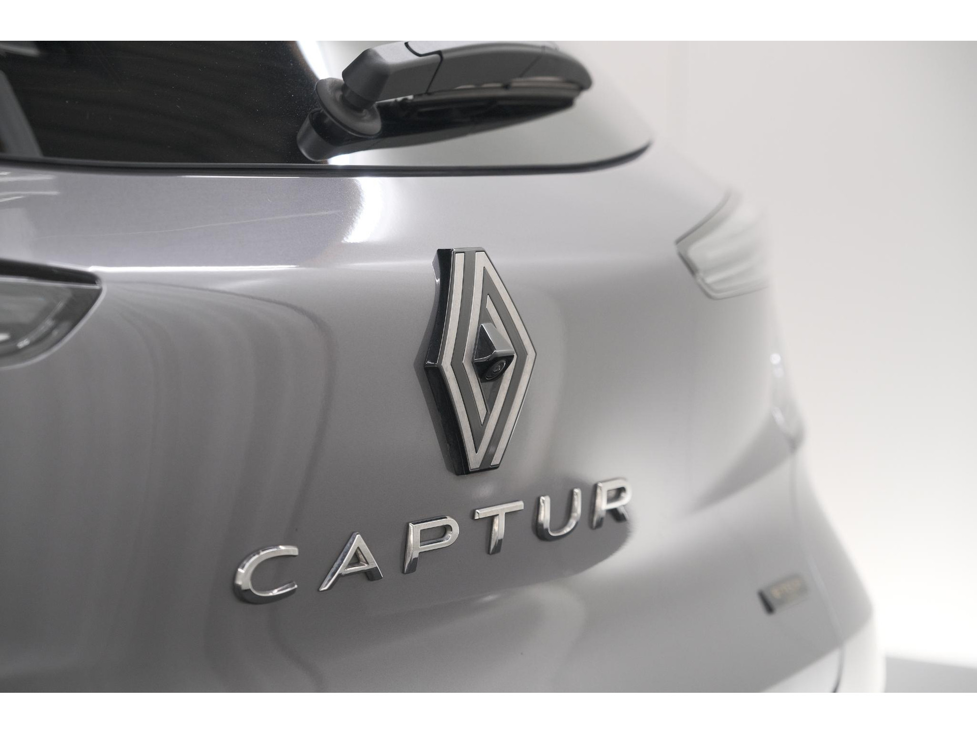 Renault Captur 1.8 E-Tech Full Hybrid 160 Techno | Camera | Adaptieve Cruise Control | Navigatie