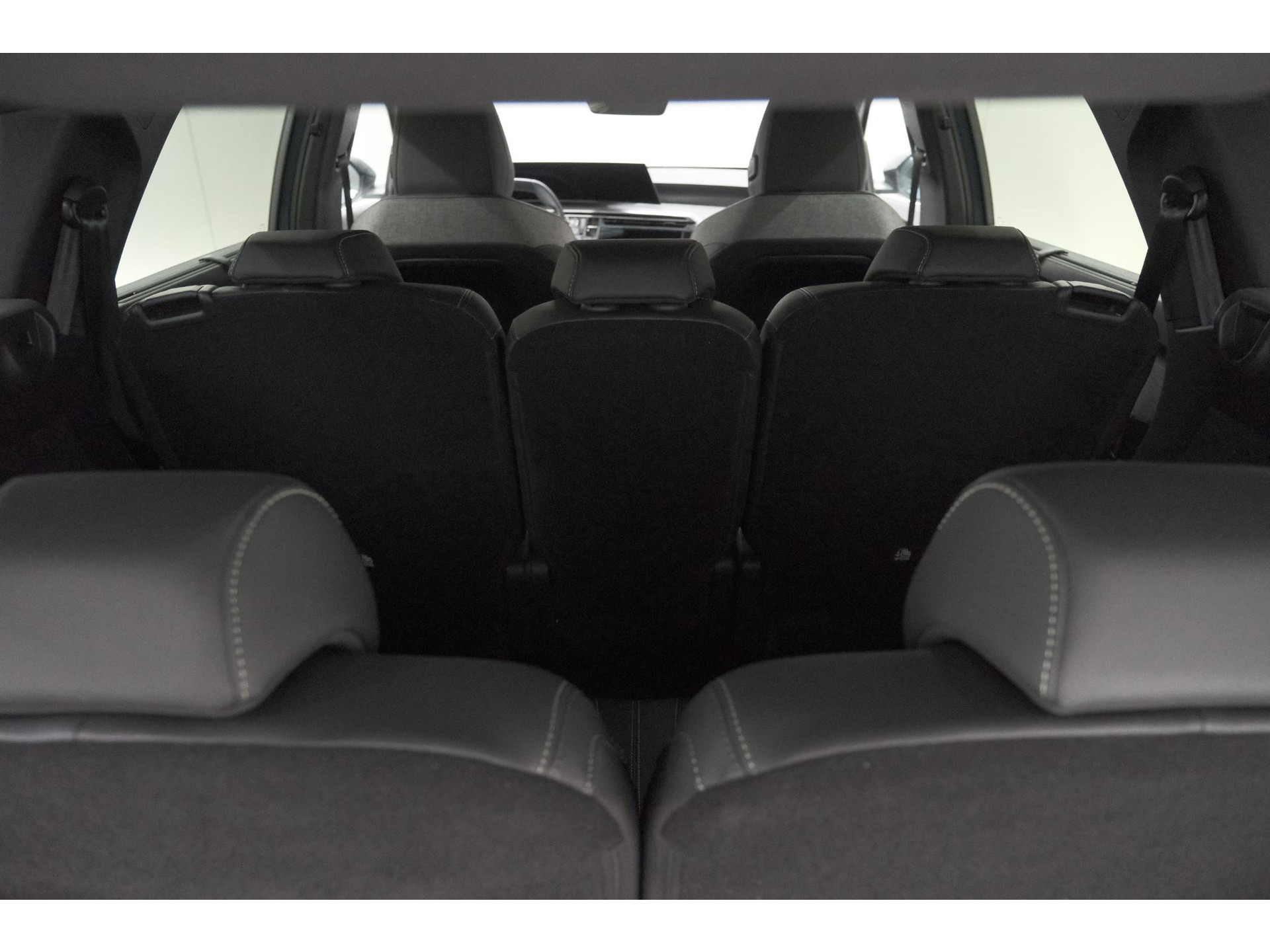 Peugeot 5008 1.2 Hybrid 136 GT 7p | Adaptieve Cruise control | Elektrische Kofferklep | Stoelverwarming