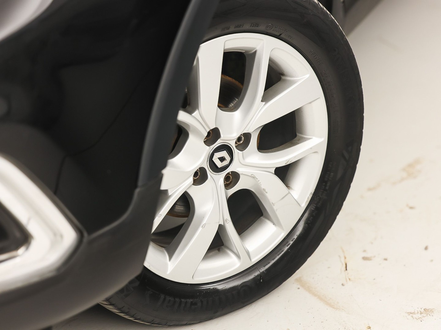 Renault Captur 0.9 TCe Sport (NAVIGATIE, CAMERA, CRUISE, SPORTSTOELEN, GETINT GLAS, LM VELGEN, NIEUWSTAAT)
