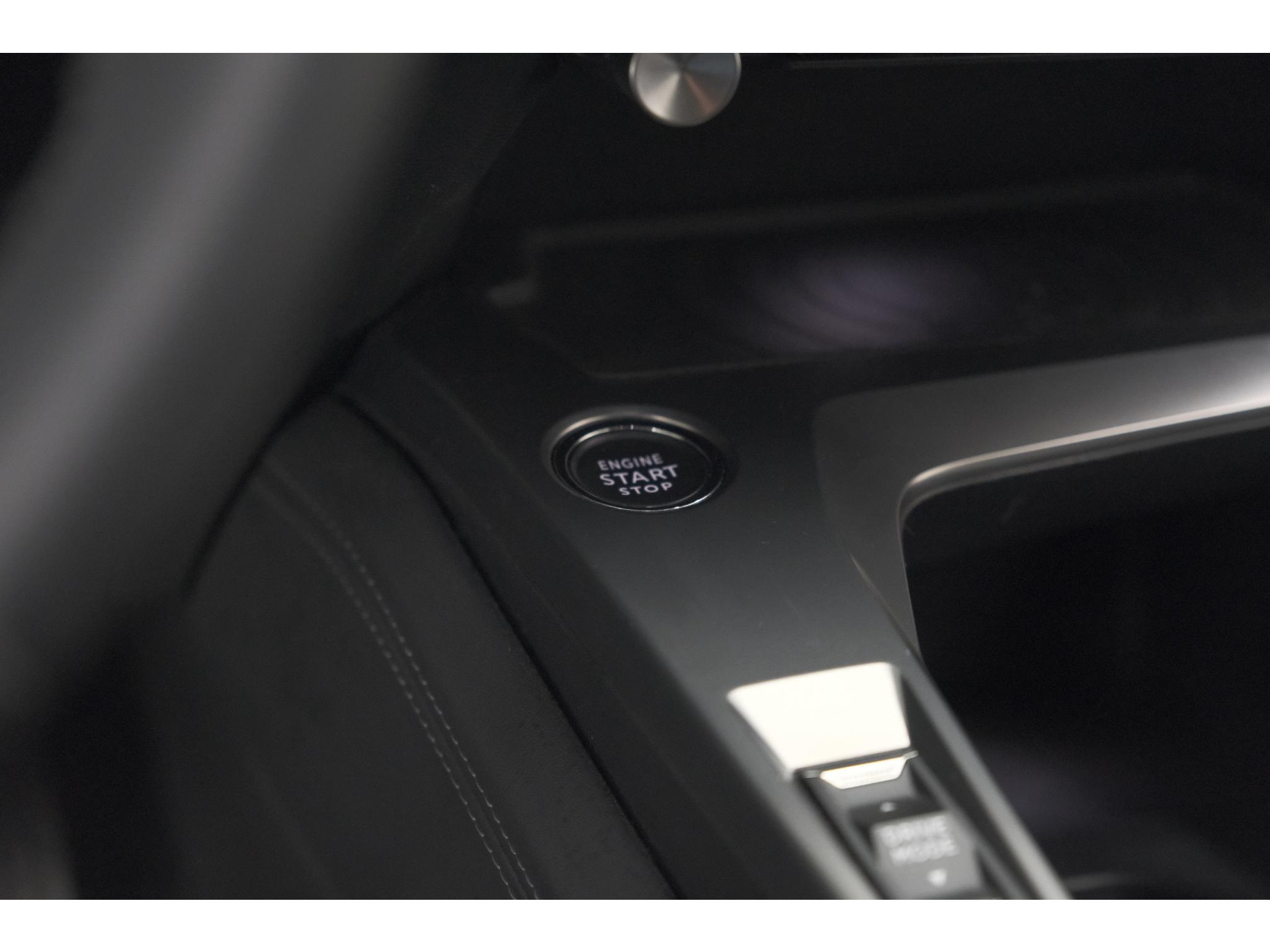 Peugeot 308 PureTech 130 Allure | Camera | Navigatie | Parkeersensoren | Apple CarPlay