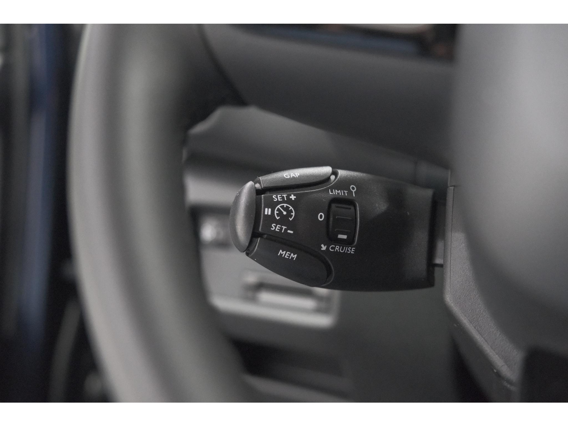 Citroen C5 Aircross 1.2 Hybrid 136 Max | Elektrische Kofferklep | Adaptieve Cruise Control | Camera | Dodehoekdetectie