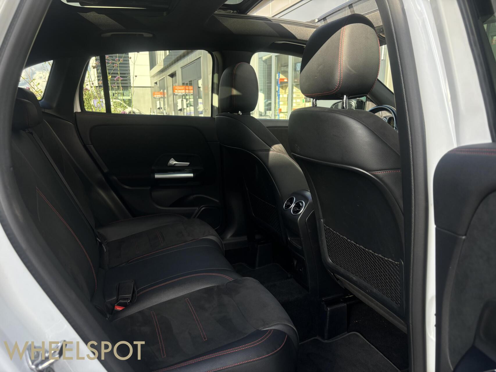 Mercedes GLA-klasse 250 e AMG|Pano|Sfeer|CarPlay|Stoelverwar