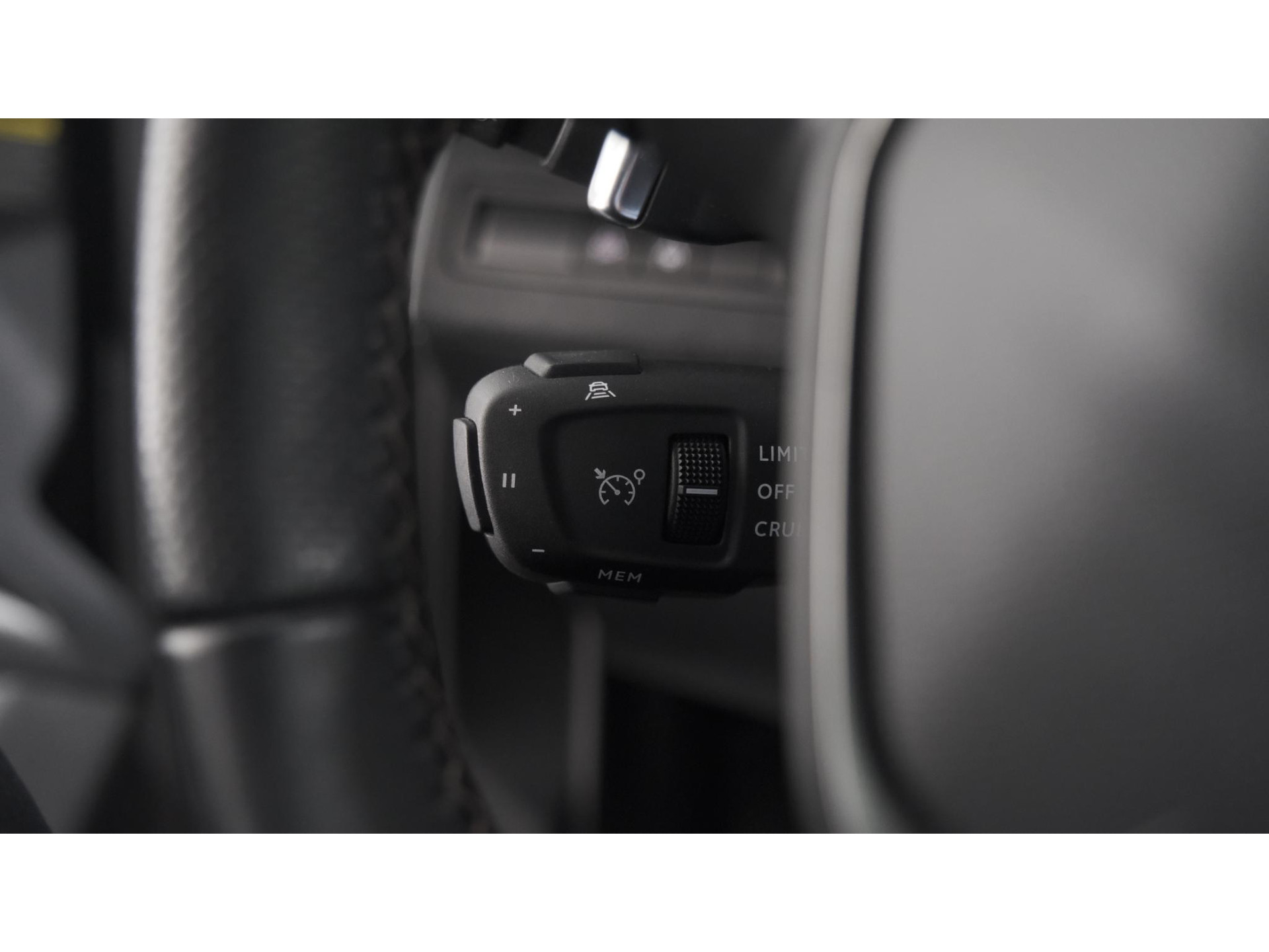 Peugeot 3008 1.6 PureTech 180 EAT8 GT | Trekhaak | Camera | Dodehoekdetectie | Navigatie
