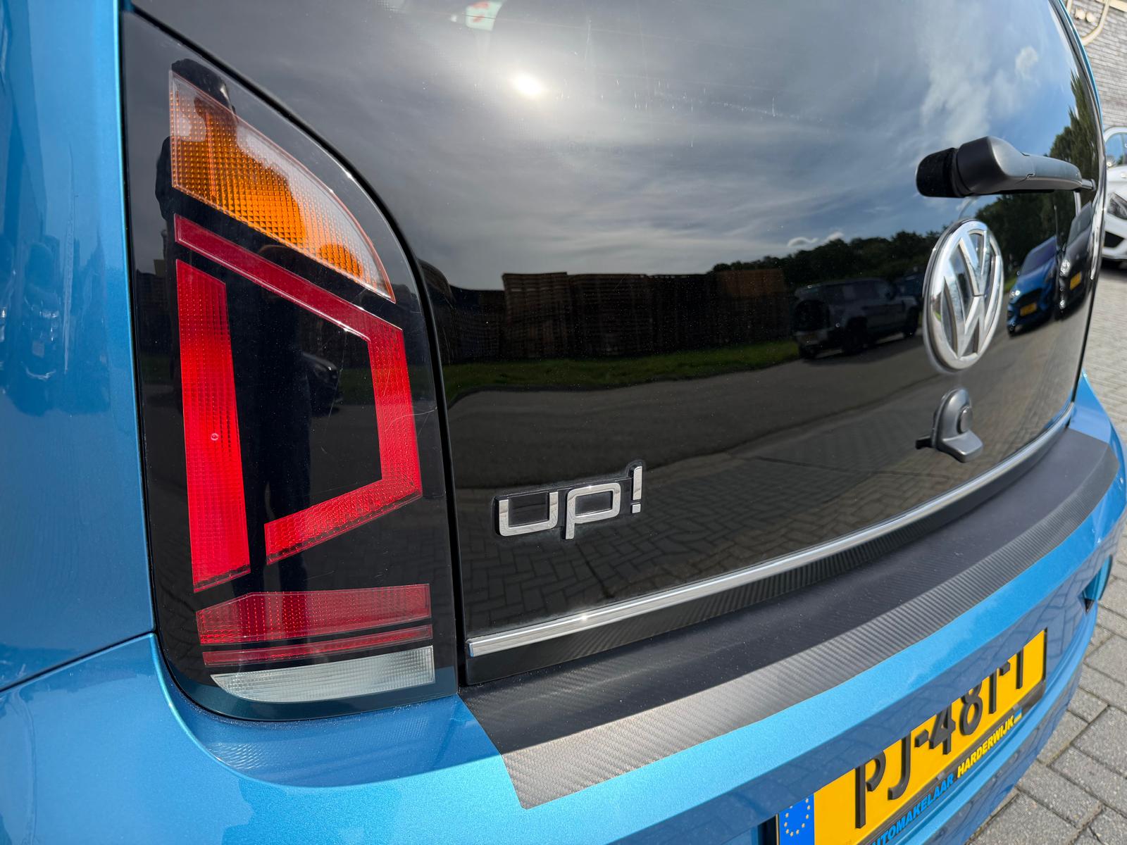 Volkswagen Up! 1.0 BMT high up! | 2E EIGENAAR | 3/6/12MND GARANTIE | CRUISE | AIRCO | PDC | LMV |