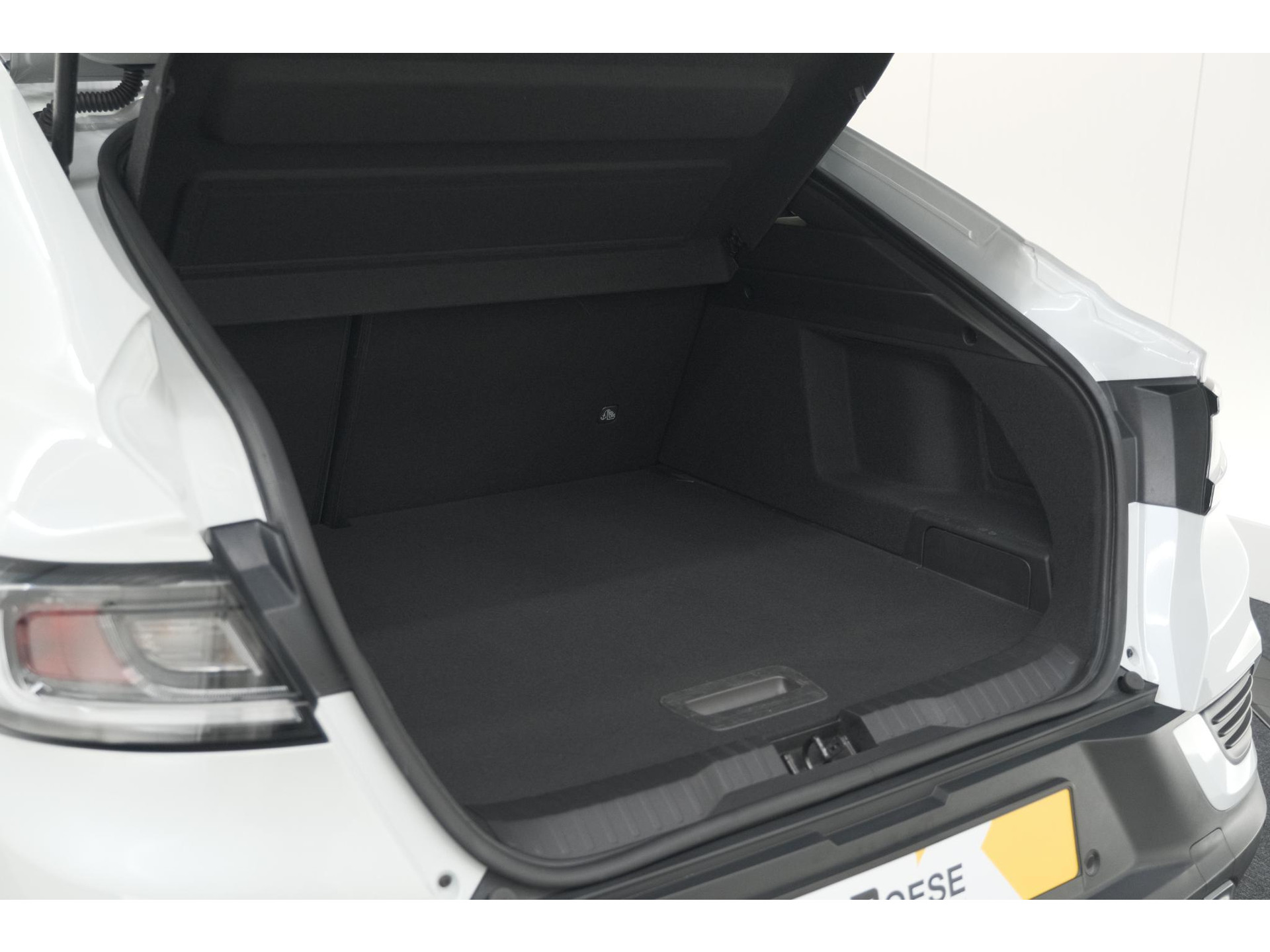 Renault Arkana 1.6 E-Tech full hybrid 145 esprit Alpine | 360 Camera | Panoramadak | Stoelverwarming | Dodehoekdetectie