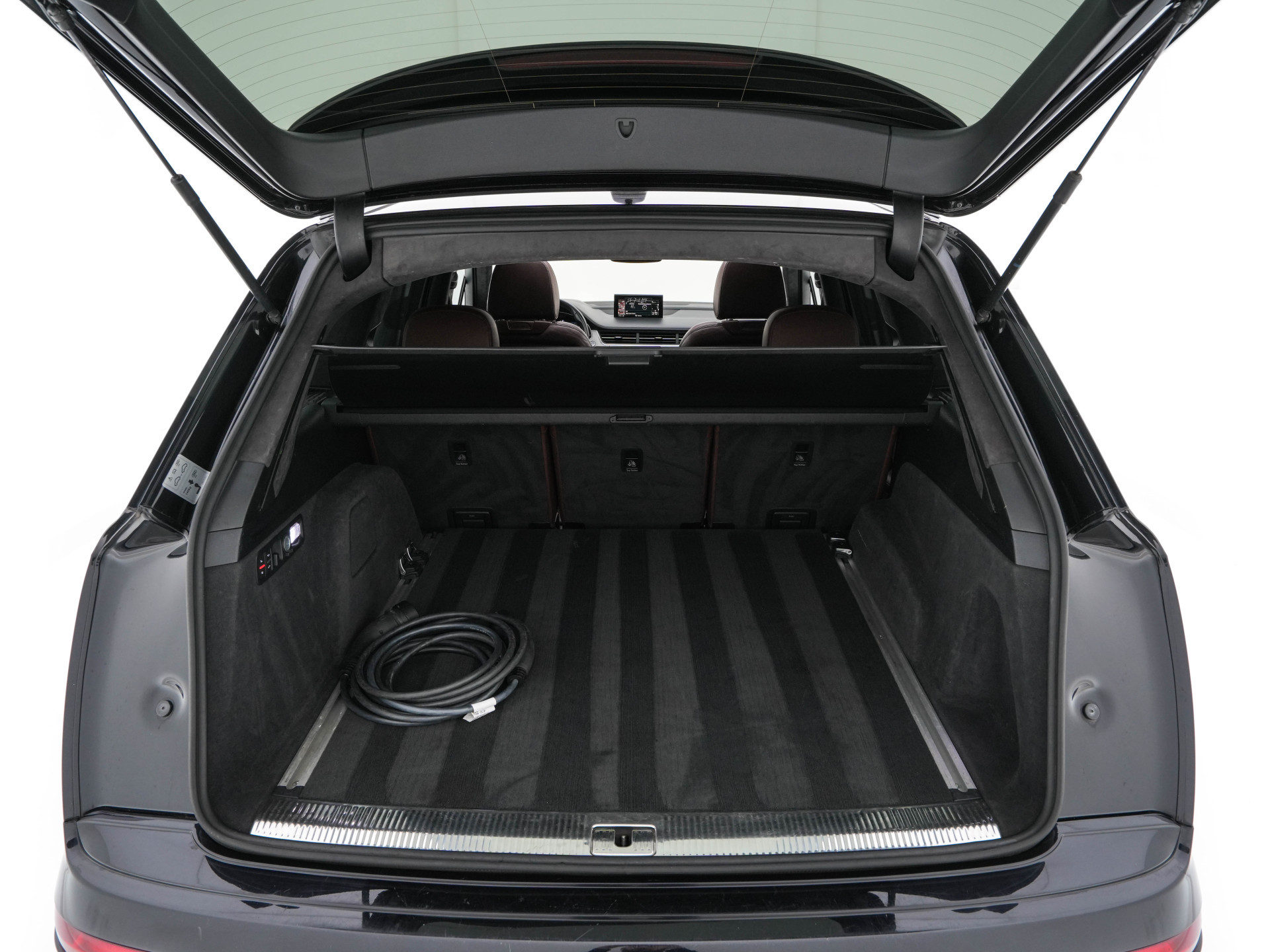 Audi Q7 3.0 TDI e-tron Quattro Sport (Plug-In) Aut. *PANO | LEATHER | ADAPTIVE-CRUISE | MATRIX-LED | BOSE-AUDIO | BLINDSPOT | MEMORY-PACK | DIGI-COCKPIT | HEATED-SPORTSEATS | NAVI-FULLMAP | CAMERA | HEAD-UP | SHIFTPADDLES | TOWBAR | 21"*