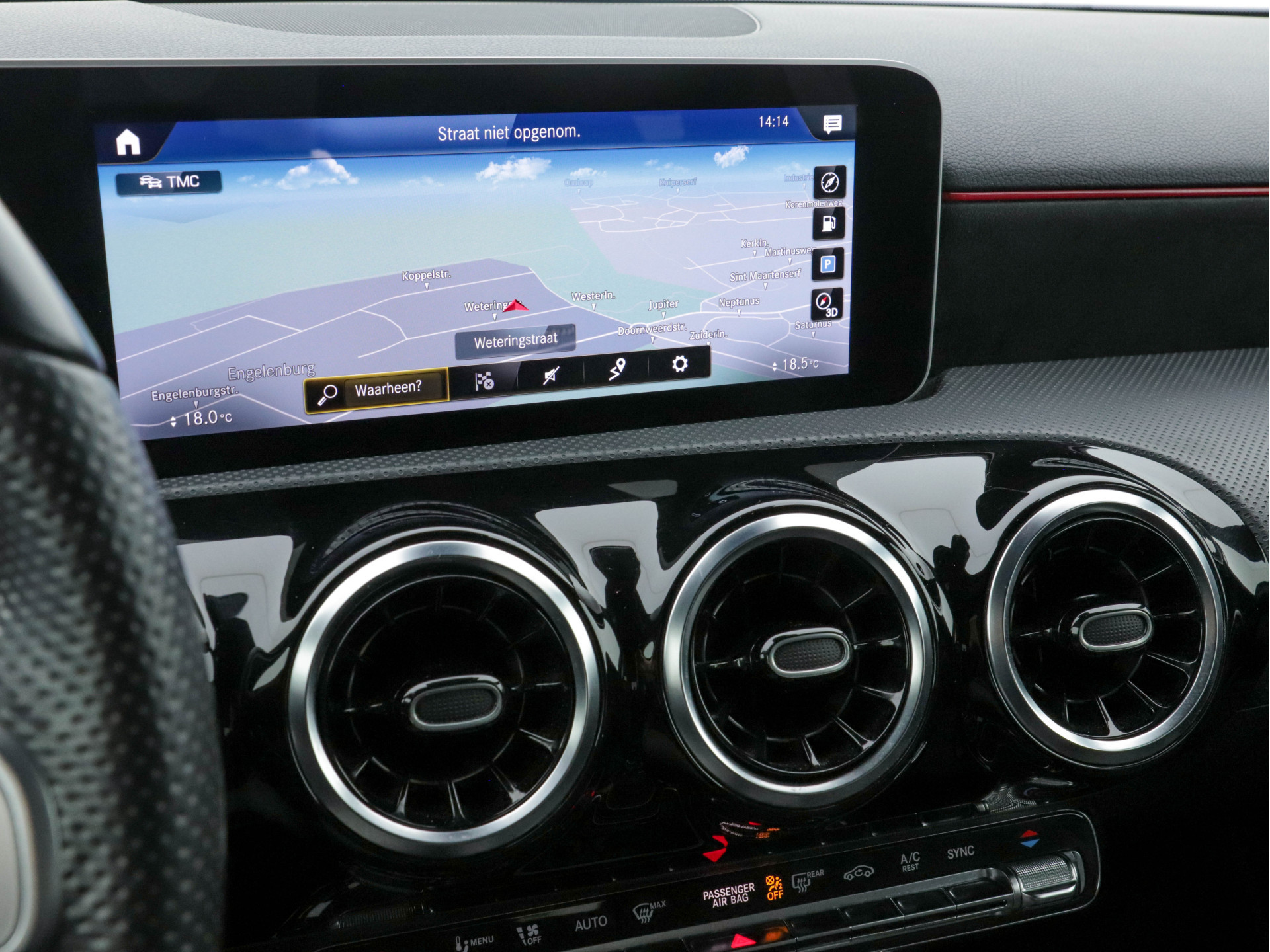 Mercedes-Benz A-klasse 160 Business Solution (INCL-BTW) *WIDE-SCREEN-COCKPIT | FULL-LED | HEATED-SPORTSEATS | LEATHER-MICROFIBRE | NAVI-FULLMAP | CAMERA | ECC | PDC | CRUISE | CARPLAY | AMBIENT-LIGHT | PRIVACY-GLASS | 18"ALU*