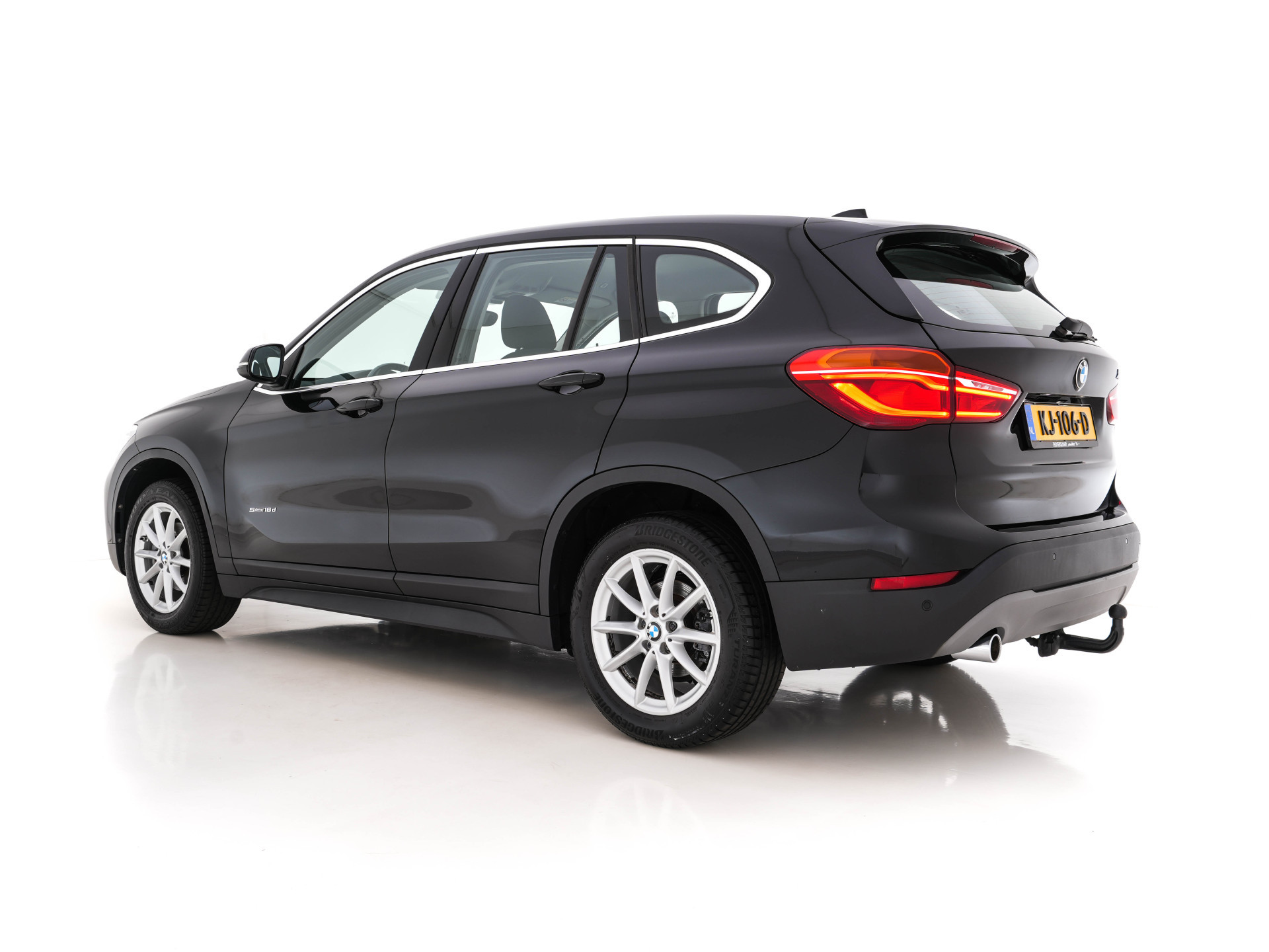 BMW X1 sDrive16d Centennial Executive *NAVI-FULLMAP | FULL-LED | ECC | PDC | CRUISE | COMFORT-SEATS | TOWBAR | 17''ALU *
