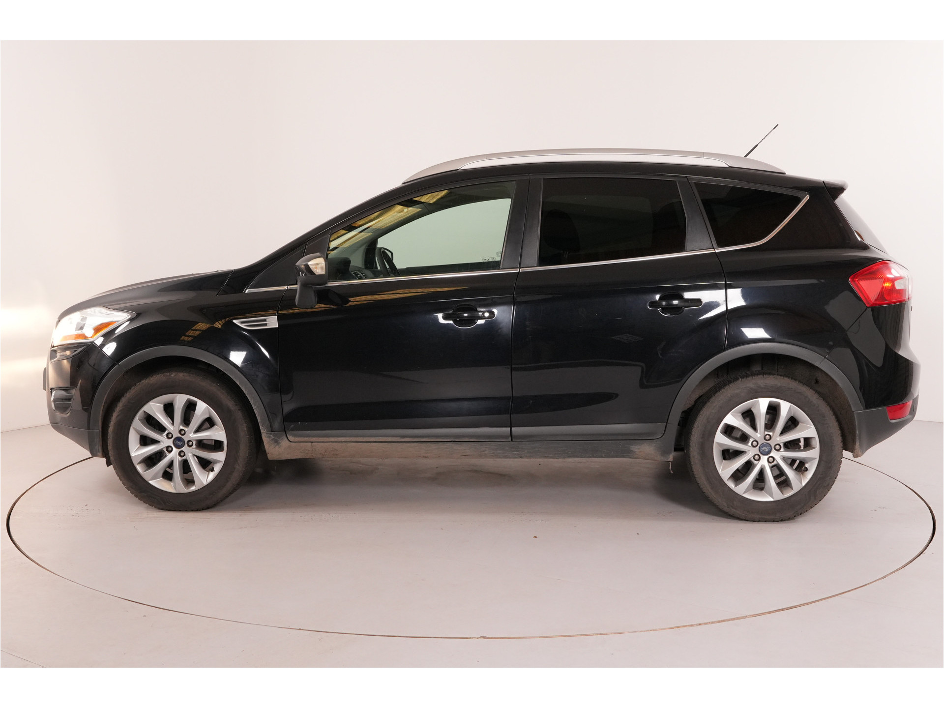Ford Kuga 2.0 TDCi Trend FWD | Trekhaak | Stl. verw. | Navi | Cruise |