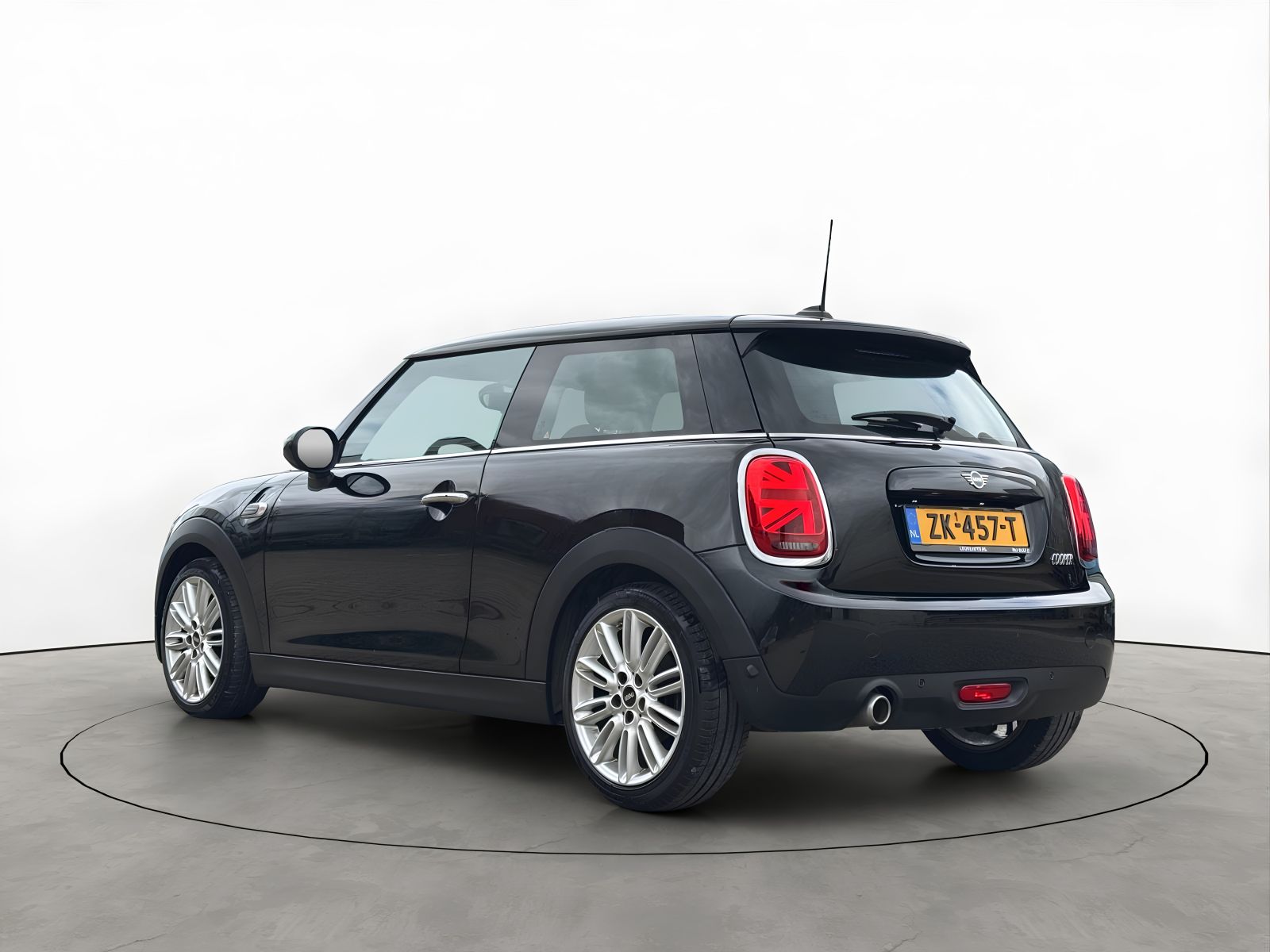 MINI 3-Deurs 1.5 Cooper 136PK Chili Apple-Carplay Leer LED