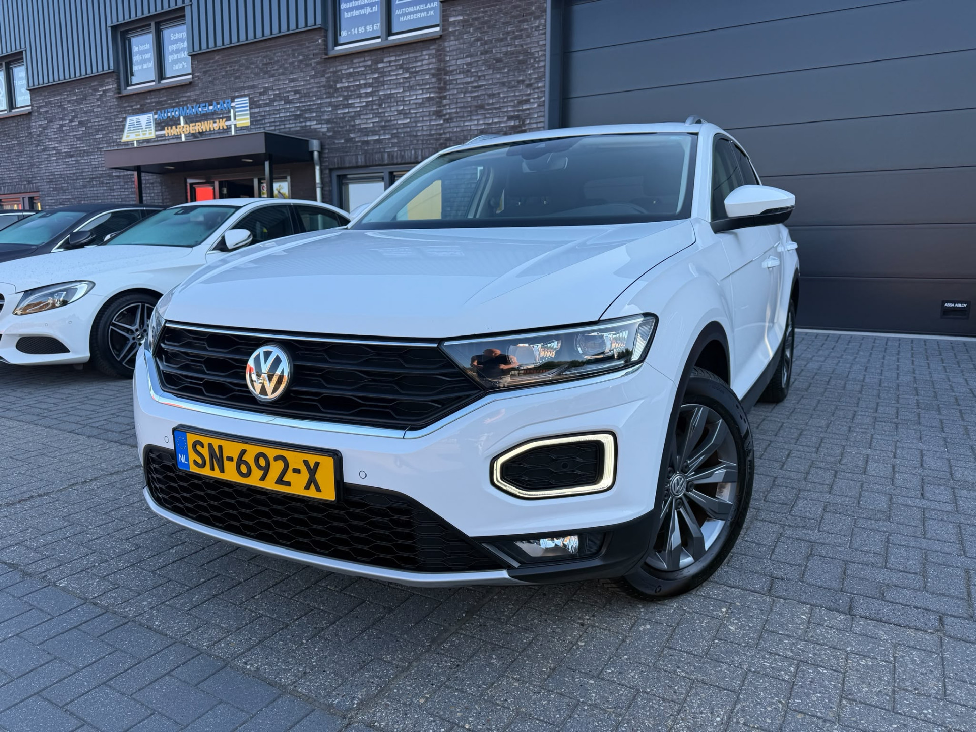 Volkswagen T-Roc 1.0 TSI Style | 1E EGENAAR | 3/6 OF 12MND GARANTIE | PANODAK | ACC | LANE ASSIST | AIRCO |
