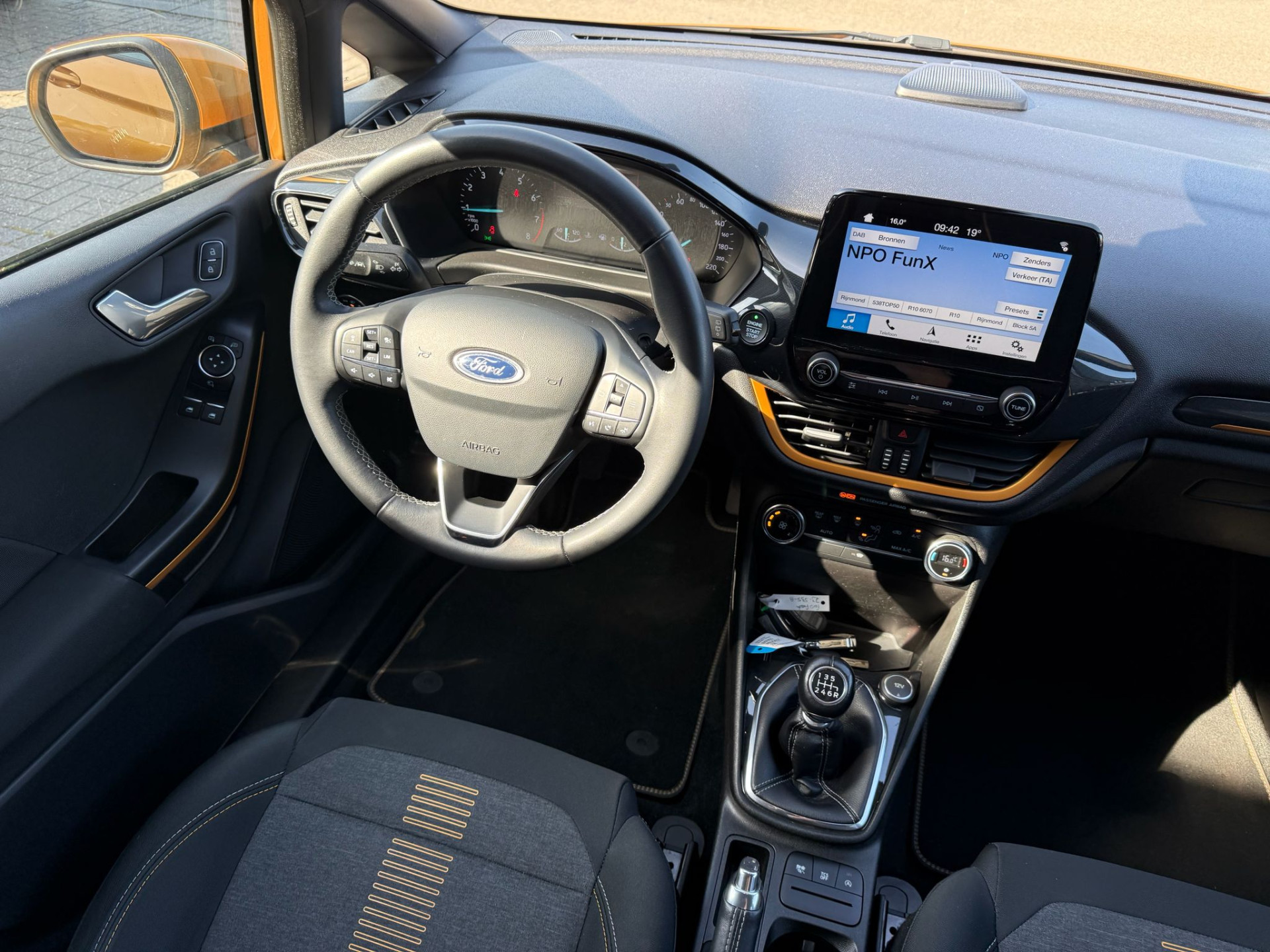Ford Fiesta 1.0 EcoBoost Active First Edition | 2E EIGENAAR | 3/6/12MND GARANTIE | AIRCO | CRUISE | DAB | CARPLAY | TREKHAAK | NAVI |