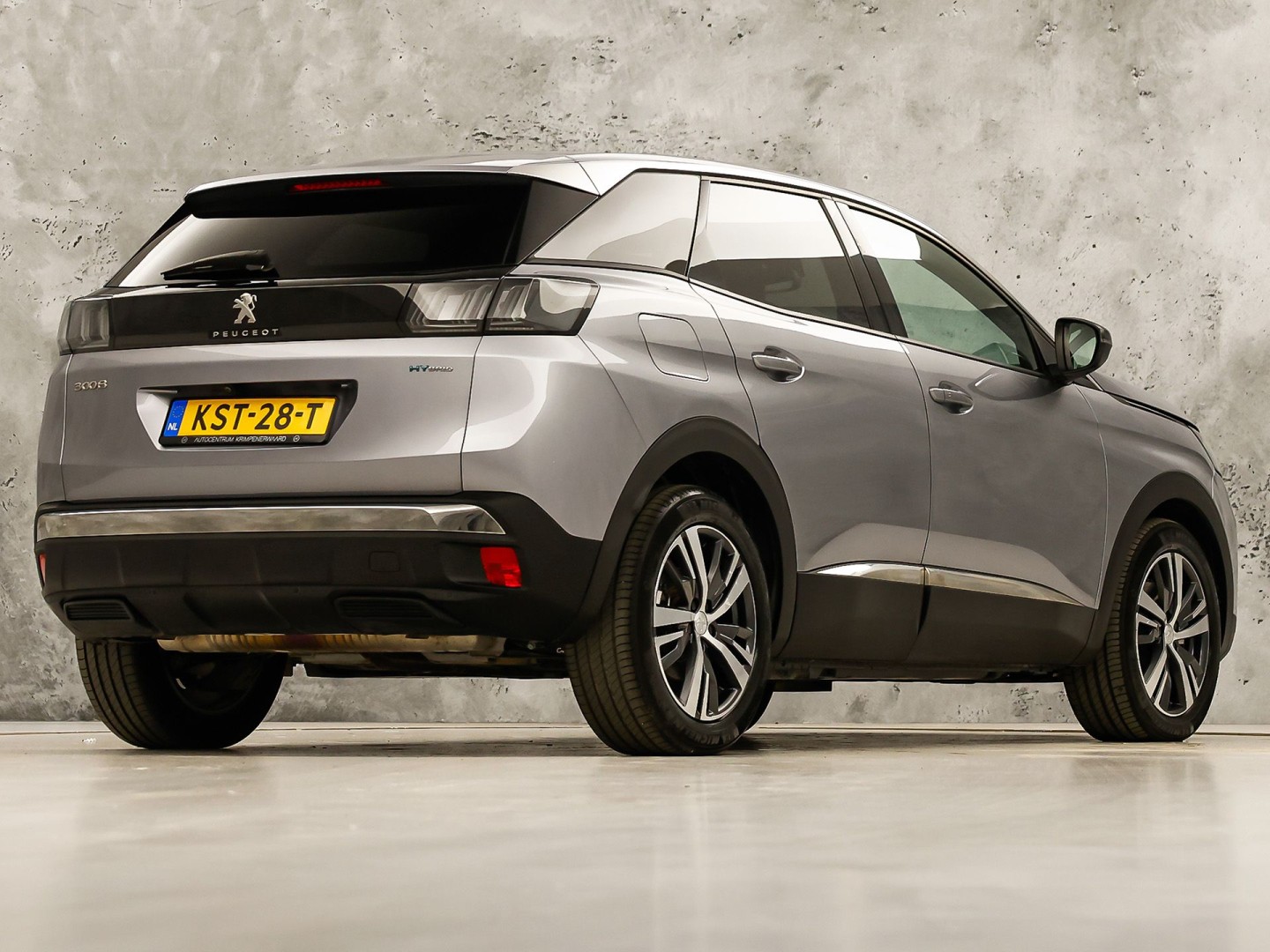 Peugeot 3008 1.6 HYbrid 225 Allure Sport 225Pk Automaat (APPLE CARPLAY, GROOT NAVI, KEYLESS, LEDER, 360 CAMERA, SPORTSTOELEN, ZWART HEMEL, GETINT GLAS, NIEUWSTAAT)