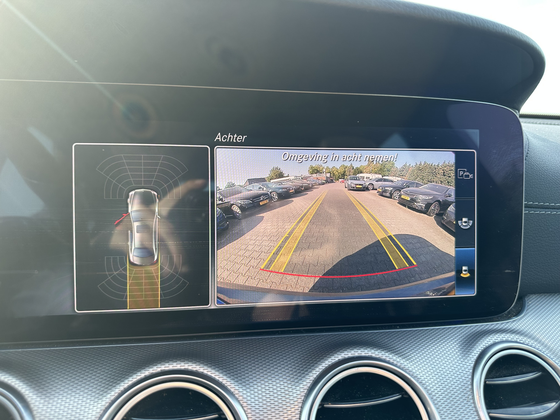 Mercedes-Benz E-klasse 220 d AMG-Line (INCL-BTW ) Aut. *PANO | FULL-LED | LEATHER-MICROFIBRE | WIDE-SCREEN-DIGI-COCKPIT | NAVI-FULLMAP | AMBIENT-LIGHT | HEATED-SPORTSEATS | ECC | SHIFT-PADLLES | PDC | CRUISE | 19"ALU*