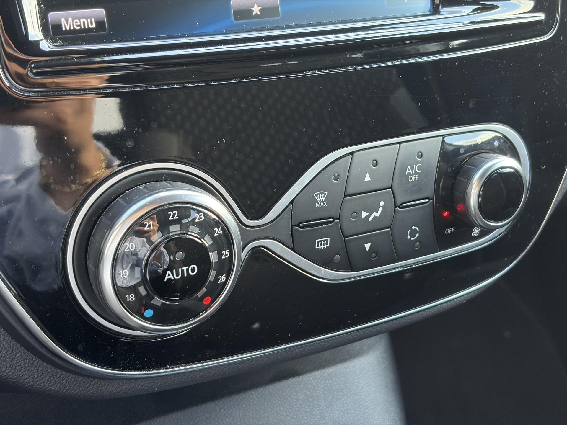 Renault Captur 0.9 TCe Intens ✓1e Eigenaar✓Camera ✓Keyless✓Airco✓Cruise✓Dealer Onderhouden✓LED koplampen✓Dodehoeksensor✓17'' Lm velgen✓Pdc V+A✓N.A.P✓Bj 12-2017✓Apk tot 01-2027