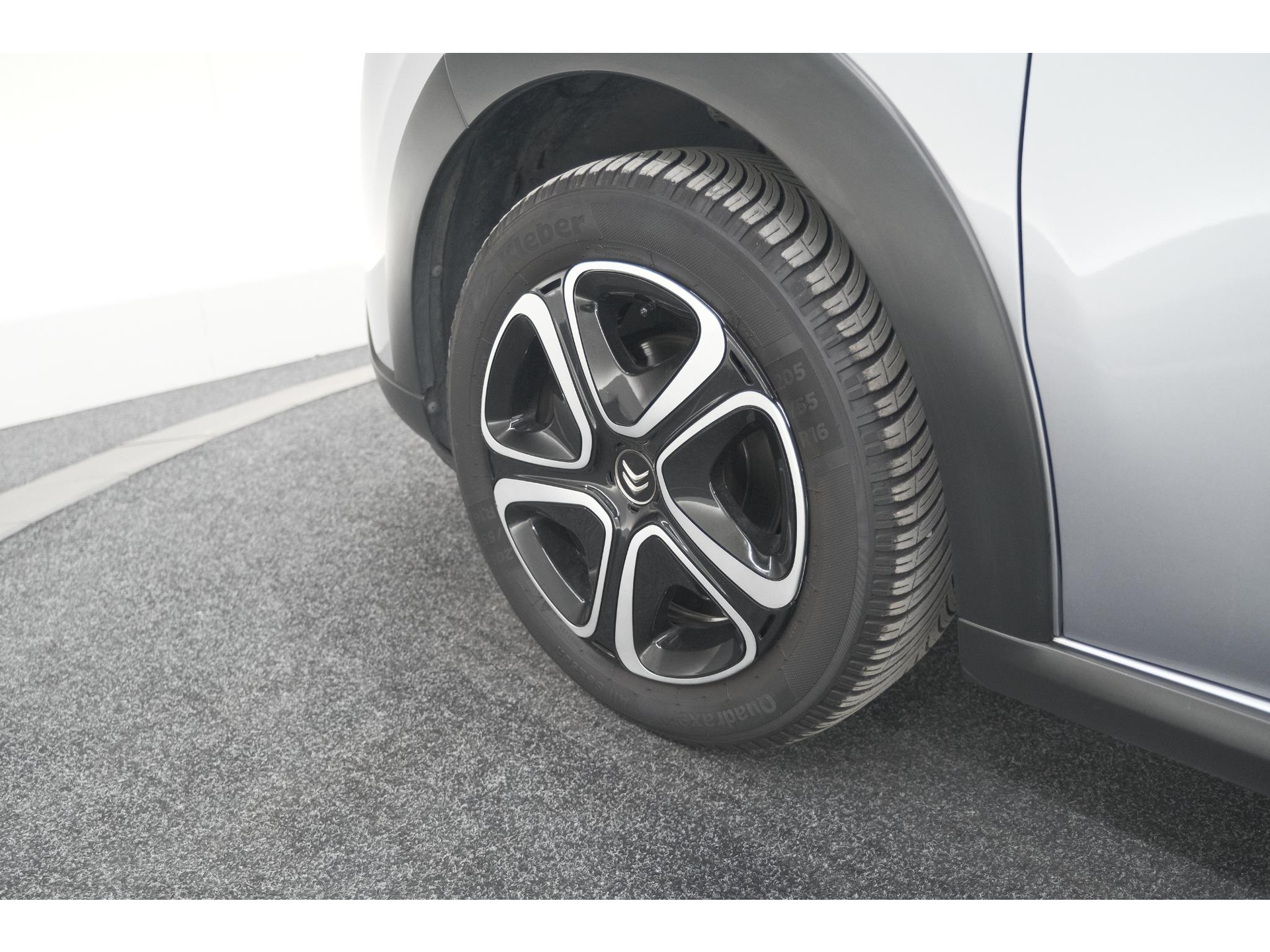 Citroen C3 PureTech 82 C-Series | Trekhaak | Stoelverwarming | Camera | Apple CarPlay