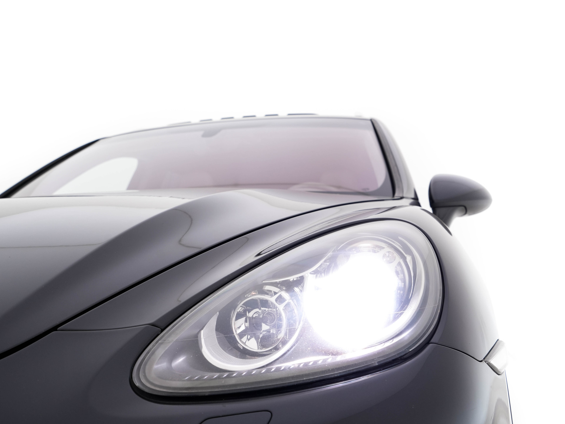 Porsche Cayenne 4.8 Turbo AWD Aut. *PANO | LEATHER | BURMESTER-SURROUND | BI-XENON | MEMORY-PACK | NAVI-FULLMAP | ADAPTIVE-CRUISE | AIR-SUSPENSION | CAMERA | SPORT-SEATS |  20''ALU*