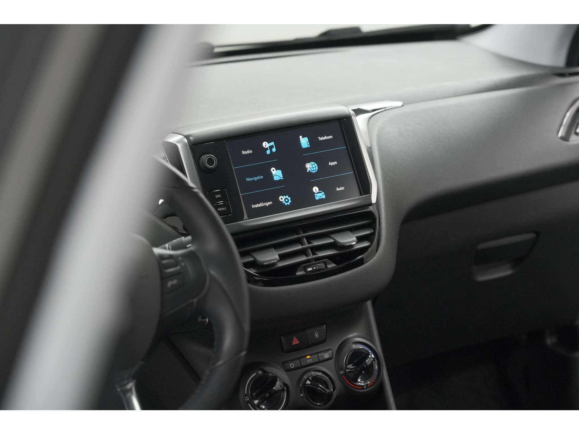 Peugeot 208 PureTech 82 Signature | Parkeersensoren | Apple Carplay | Pack Connect | Armsteun