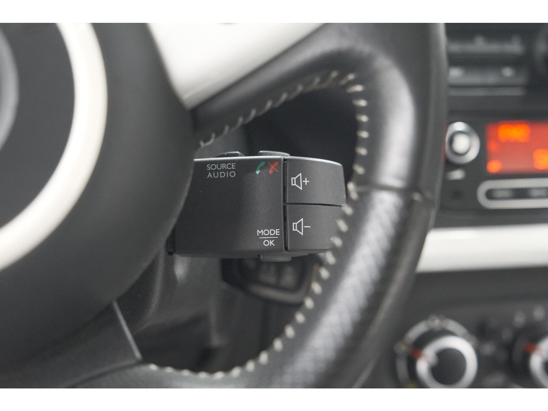 Renault Twingo 1.0 SCe Collection | Airco | Bluetooth Radio | Snelheidsbegrenzer