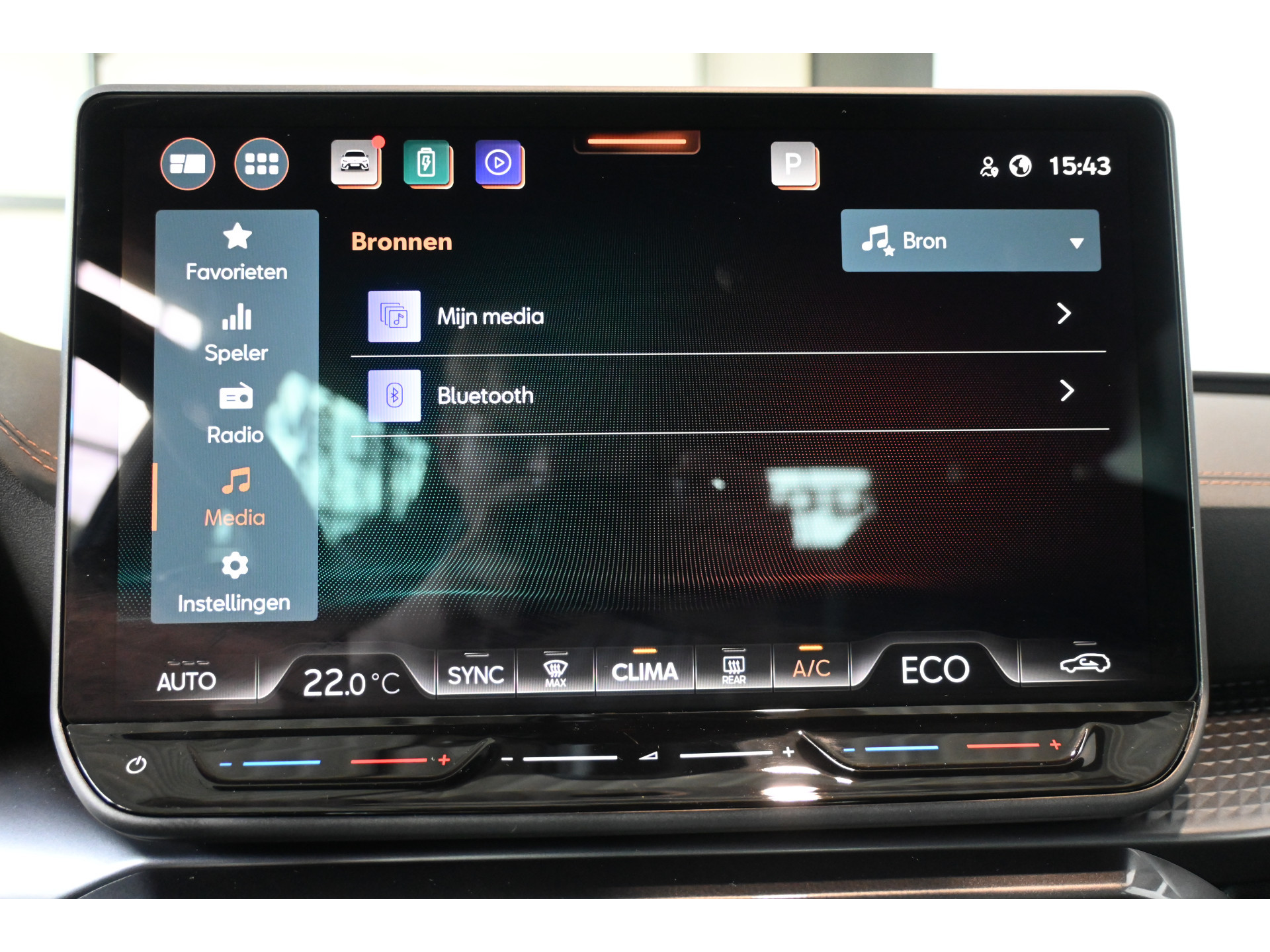 CUPRA Leon 1.5 TSI e-Hybrid Business PHEV EDGE Clima Adaptieve Cruise Matrix CarPlay Navigatie Lane Assist Stuurverwarming 100% Onderhouden! Inruil Mogelijk!