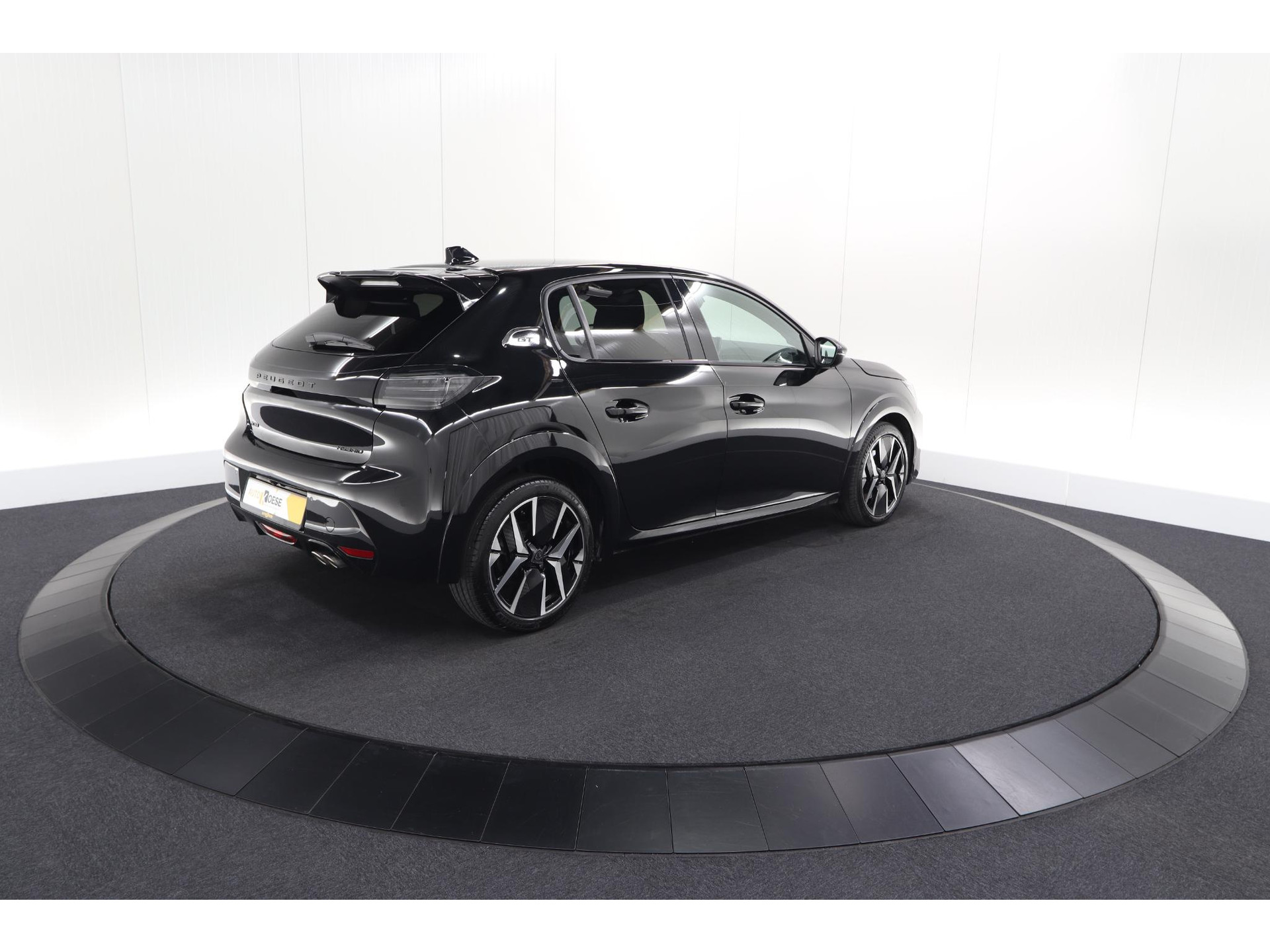 Peugeot 208 1.2 Hybrid 145 e-DCS6 GT | Alcantara Pakket | Camera | Apple Carplay | Stoelverwarming