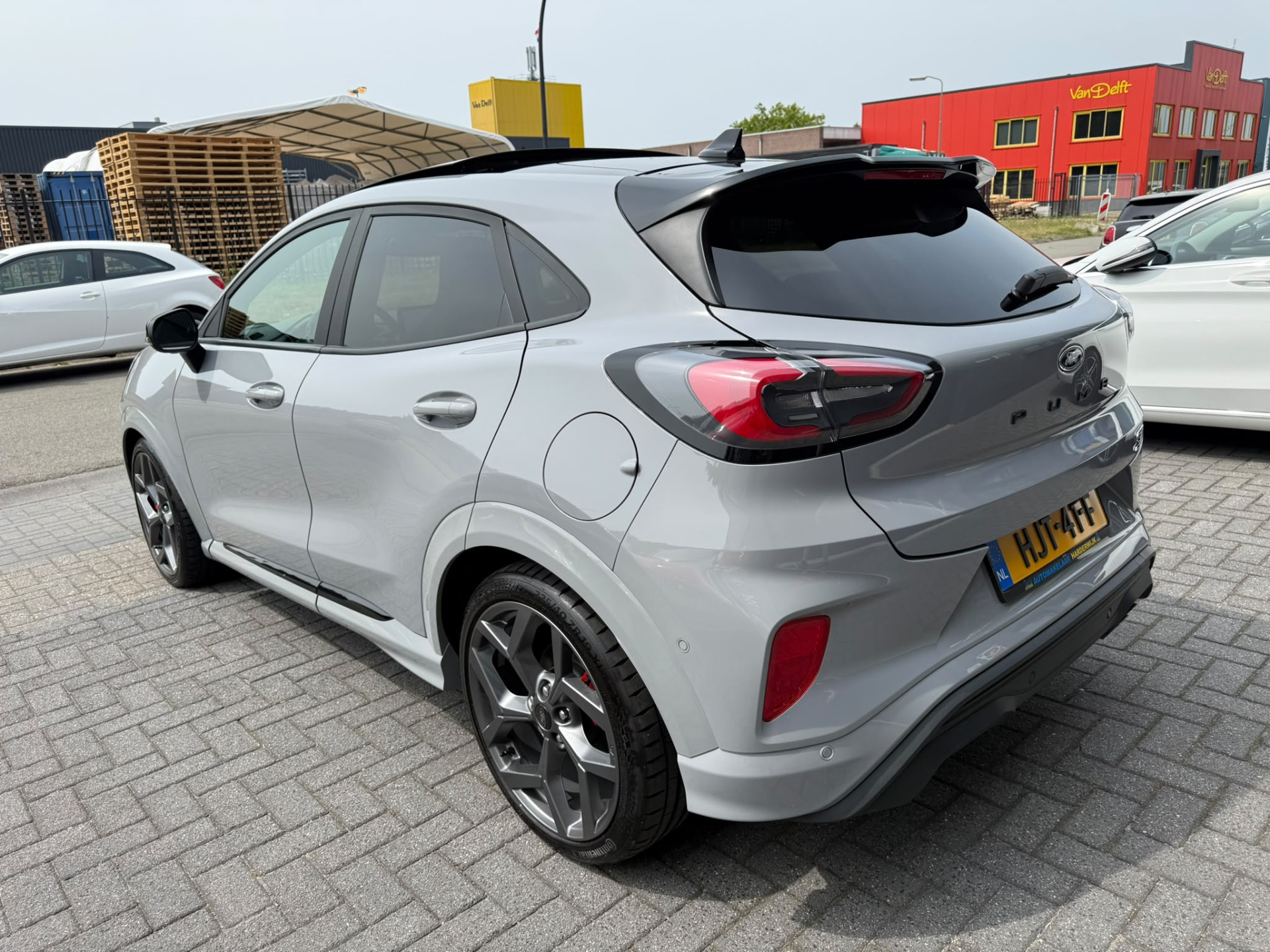 Ford Puma 1.0 EcoBoost Hybrid ST-X | AUTOMAAT | PANO DAK | 3/6/12 MND GARANTIE | NAVI | ACC | PDC | LANE ASSIST |